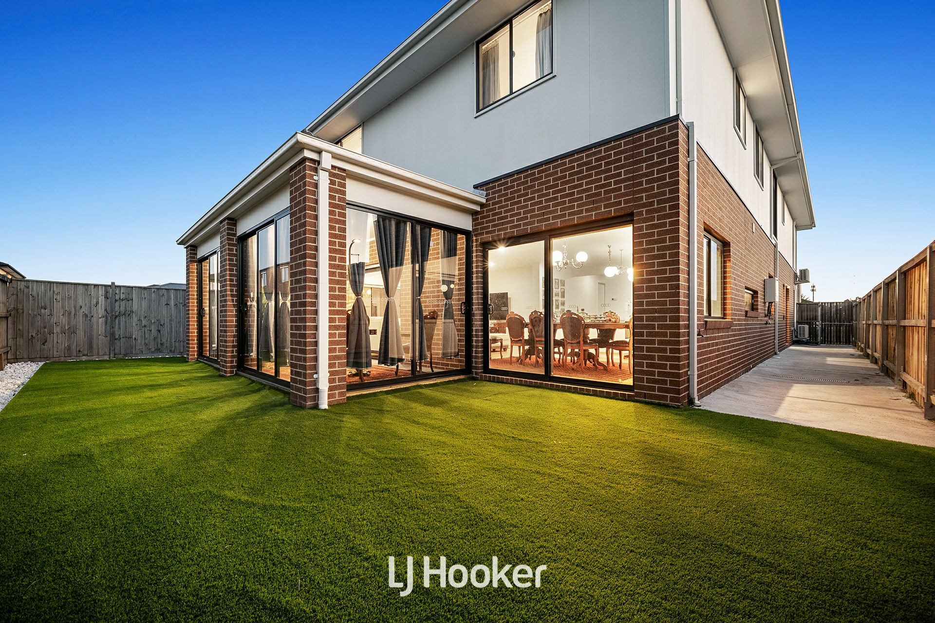 39 Warmbrunn Crescent, BERWICK