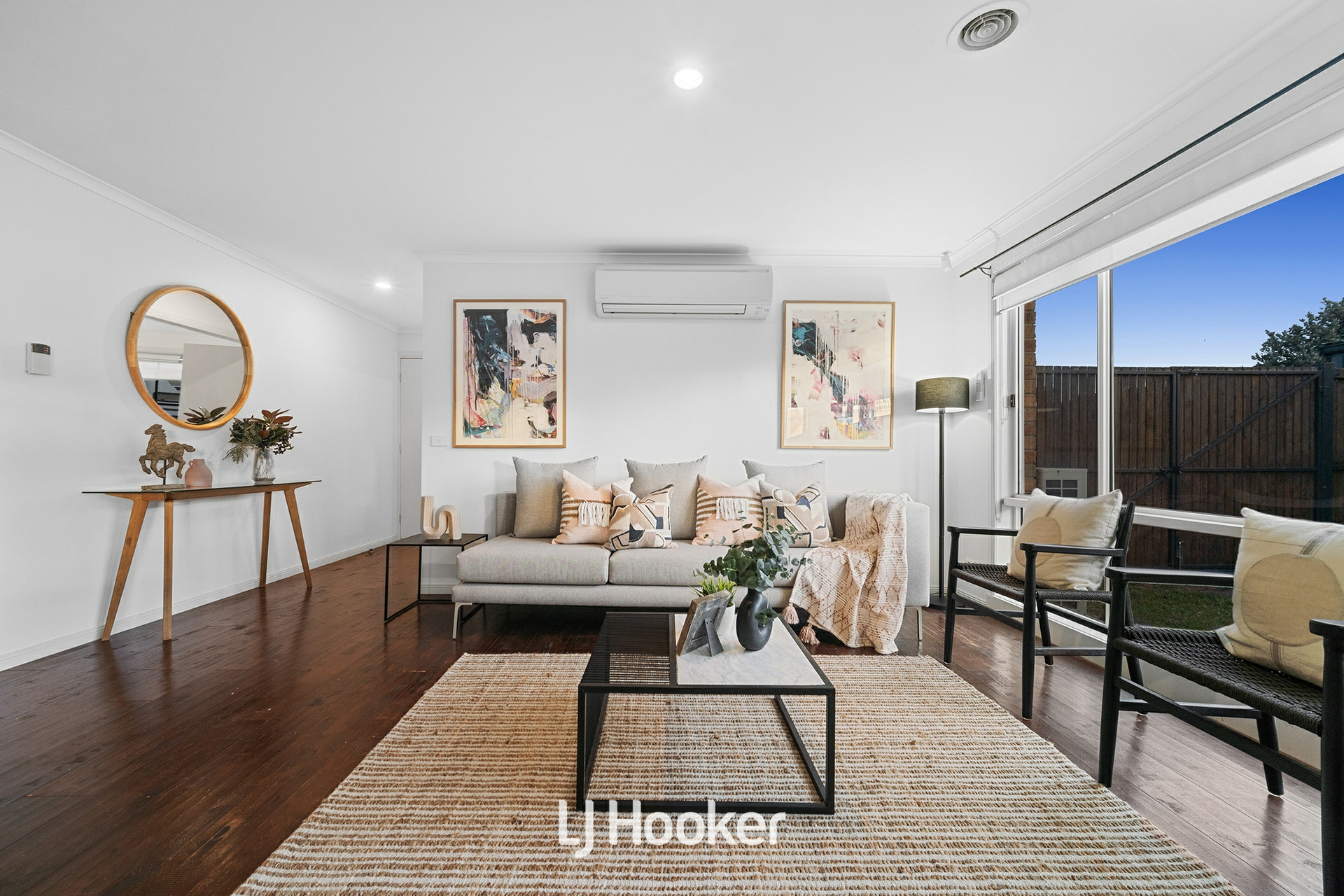 8 Chesil Court, NARRE WARREN SOUTH