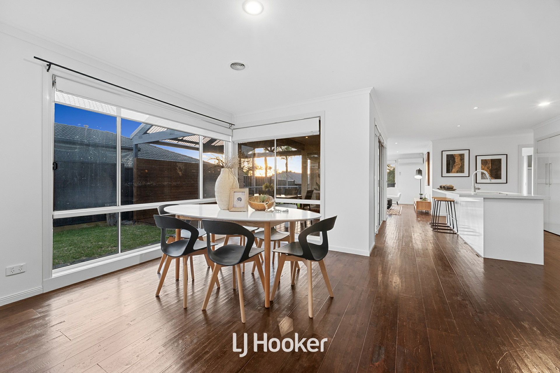 8 Chesil Court, NARRE WARREN SOUTH