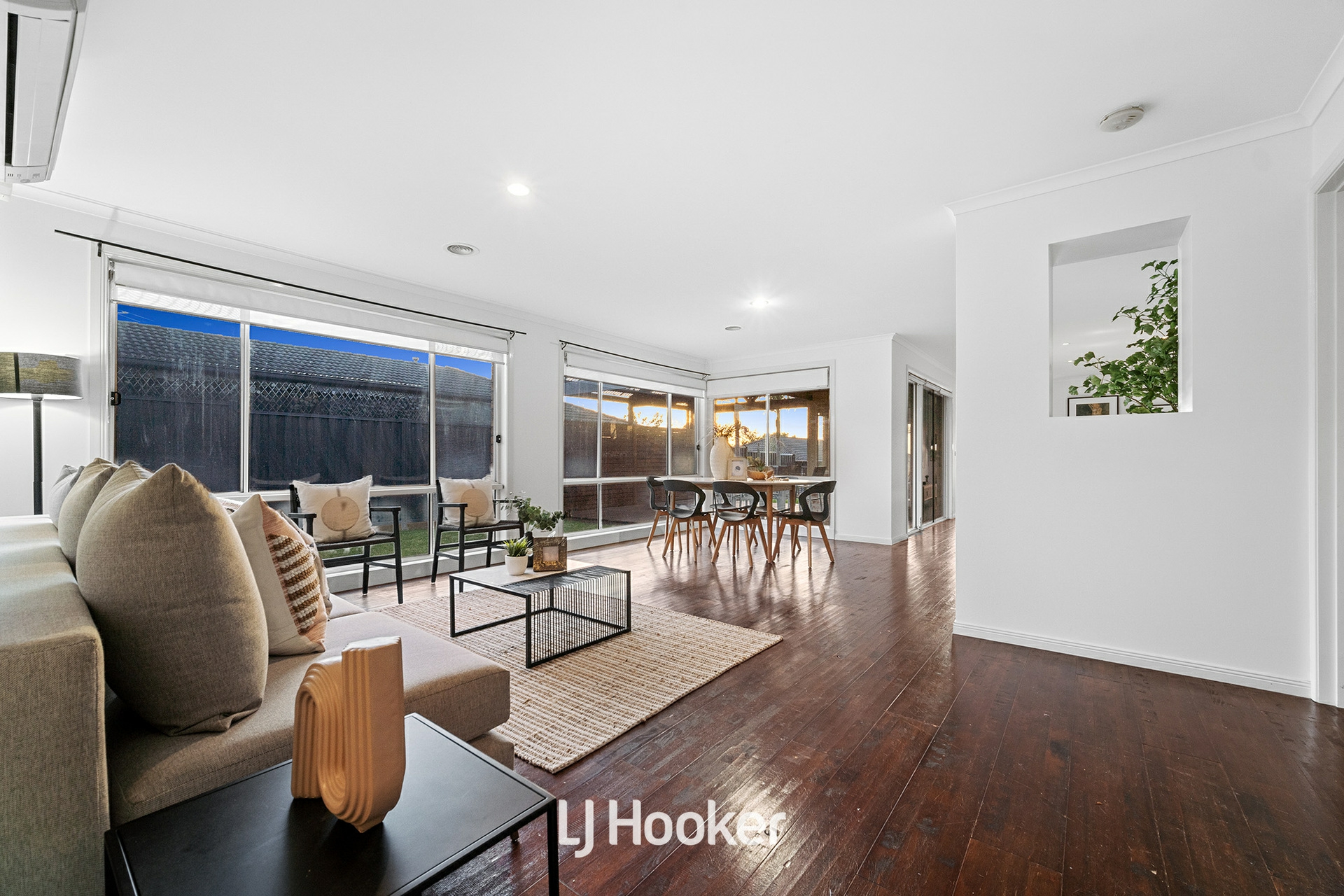 8 Chesil Court, NARRE WARREN SOUTH