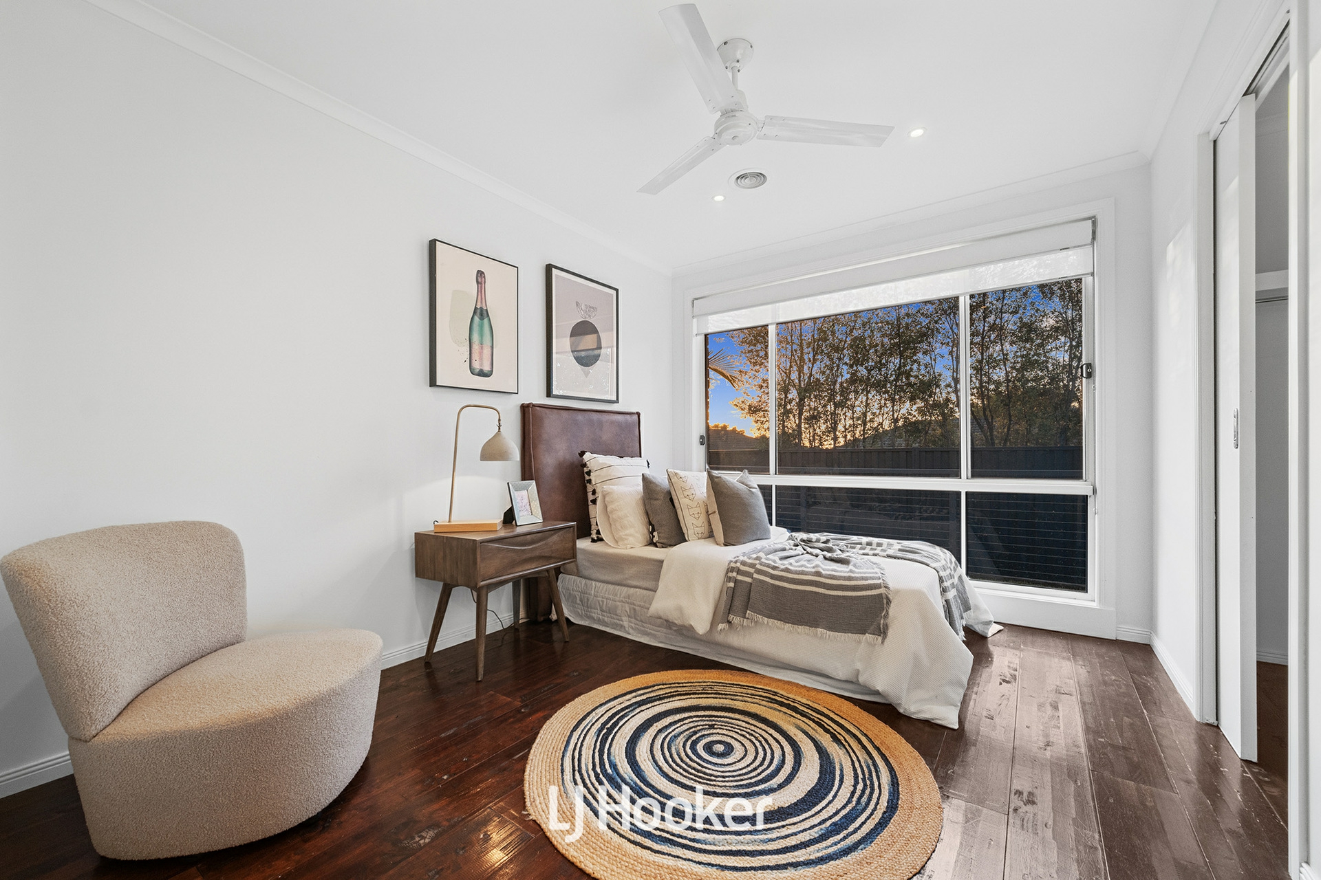 8 Chesil Court, NARRE WARREN SOUTH