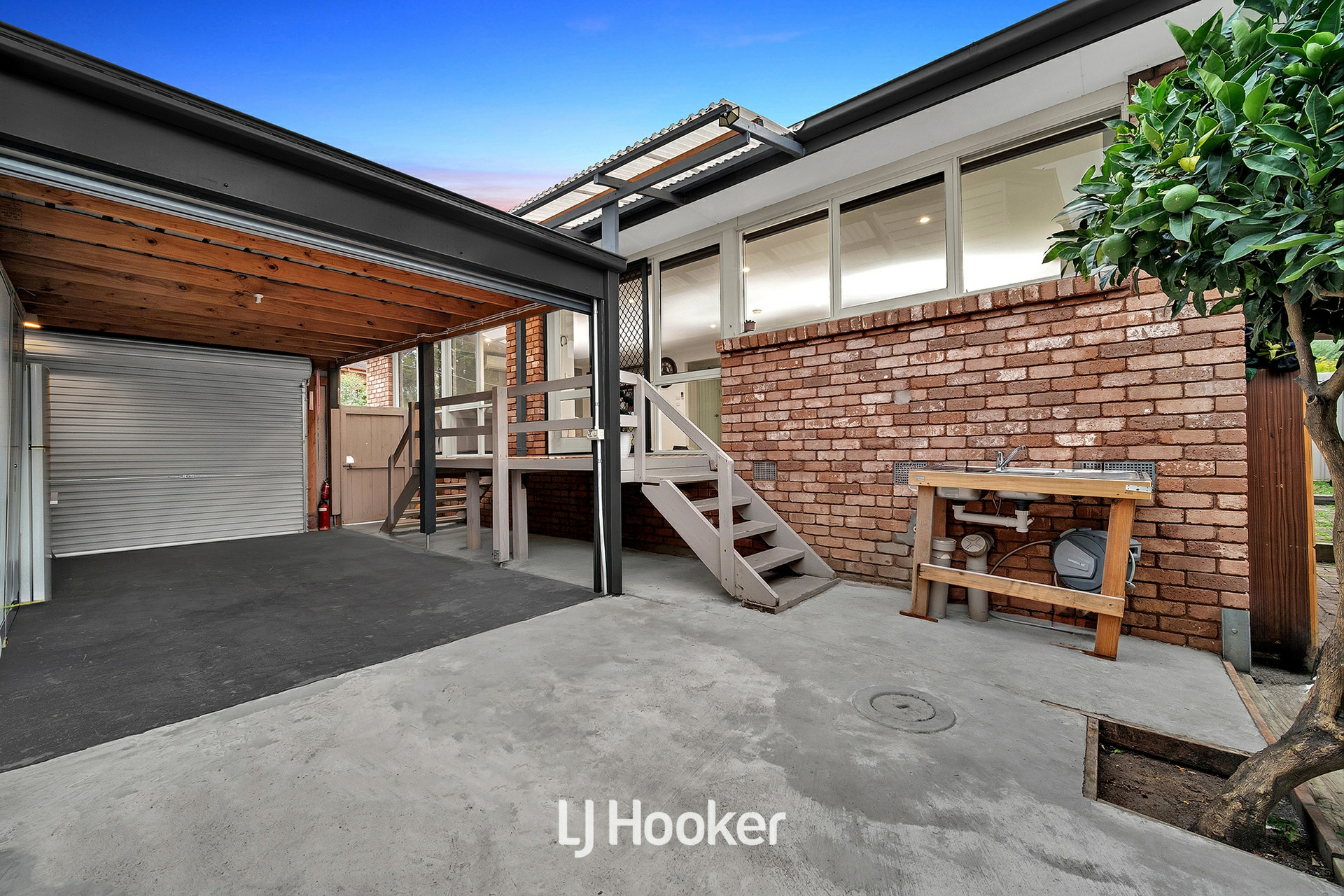 33 Frawley Road, HALLAM