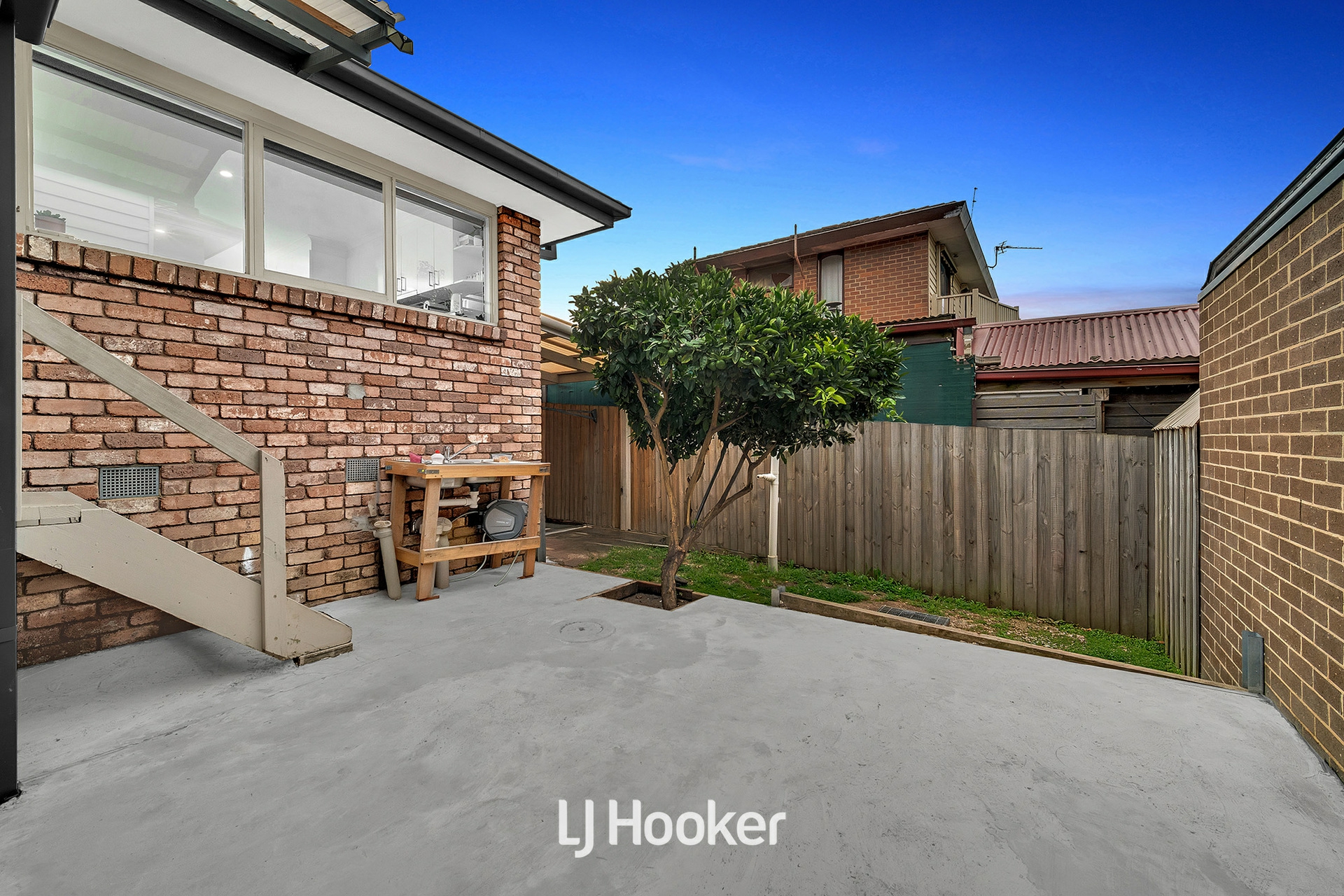33 Frawley Road, HALLAM
