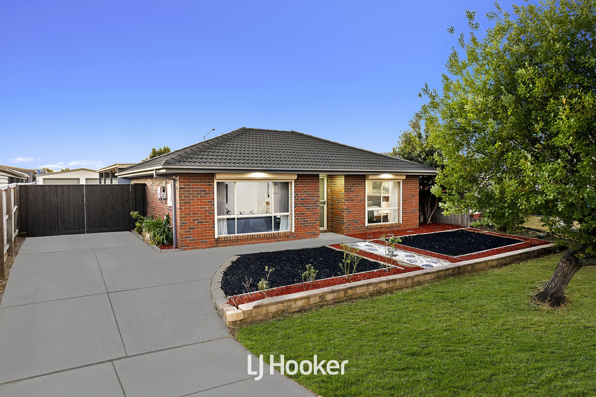 6 Nariel Place, CRANBOURNE WEST