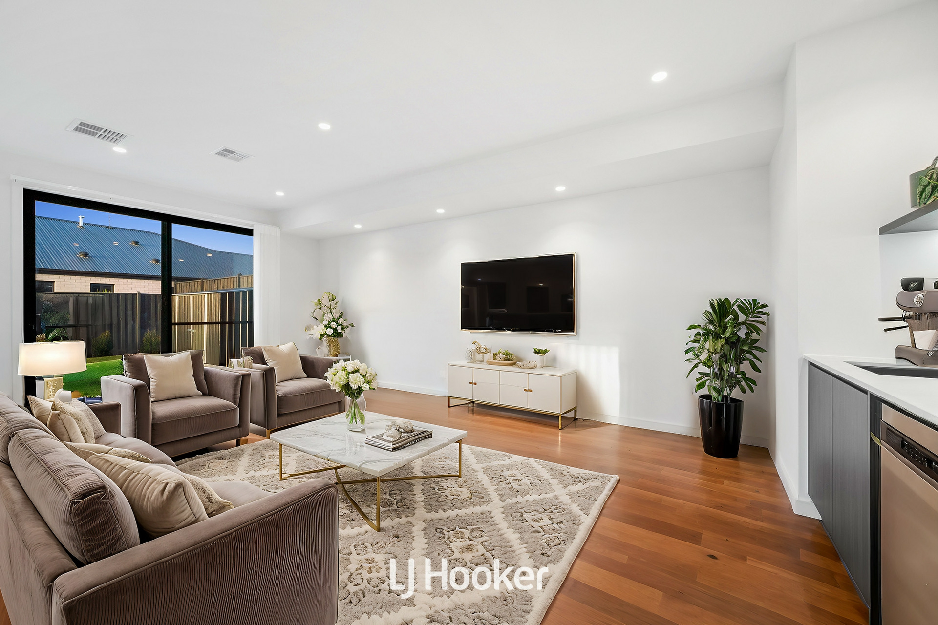 19 Kunlun Crescent, CLYDE NORTH