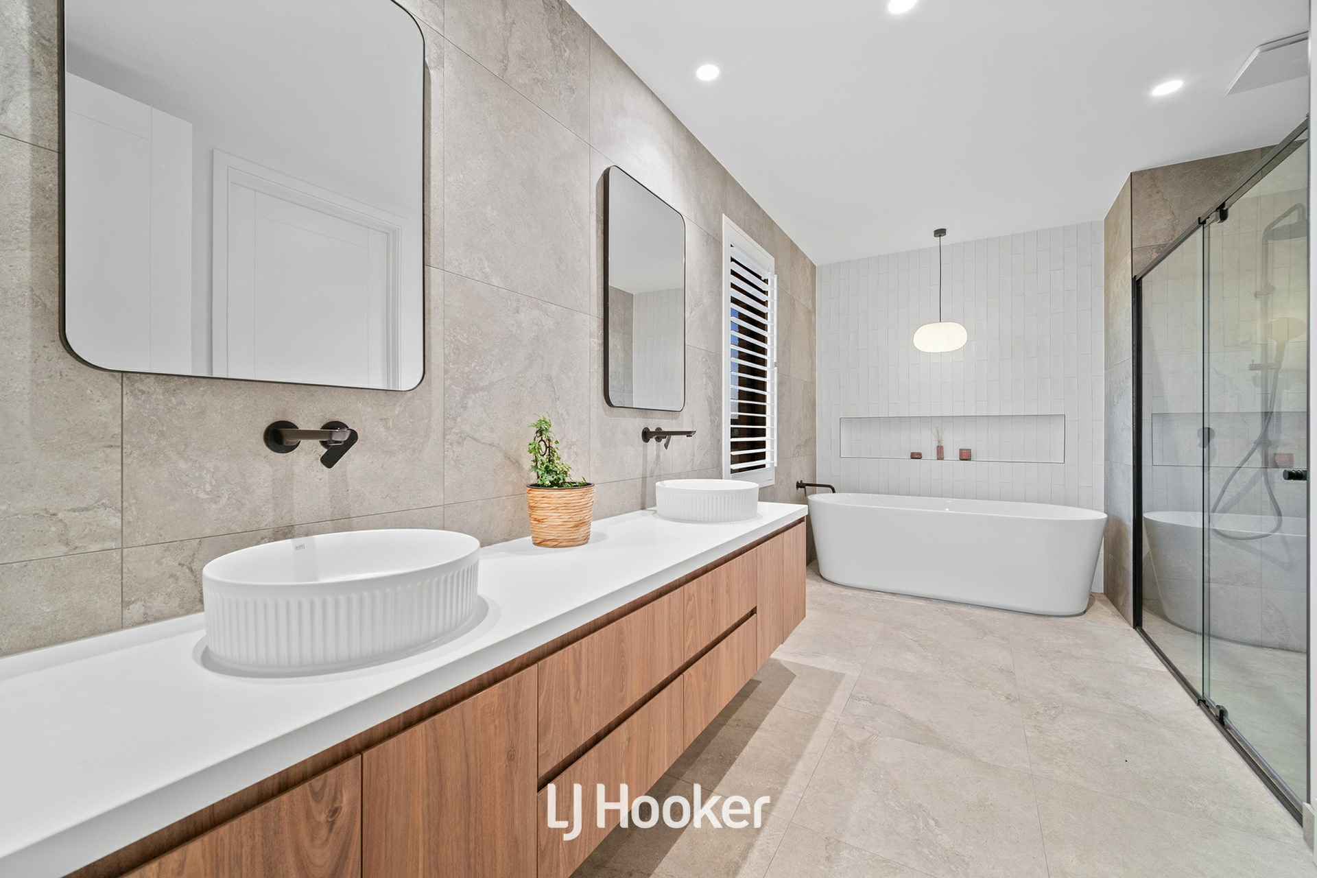 19 Kunlun Crescent, CLYDE NORTH