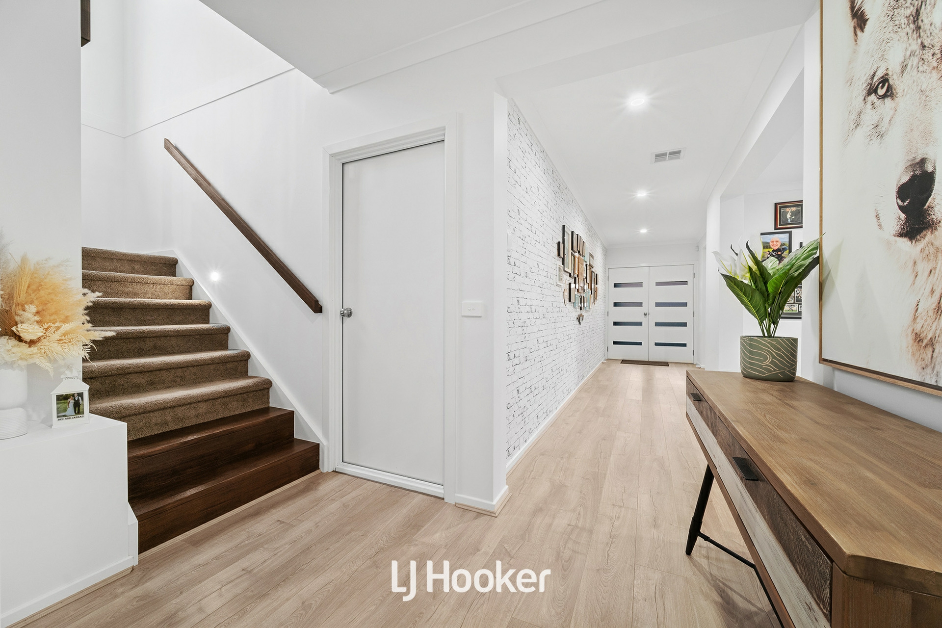 10 Scenery Drive, CLYDE NORTH
