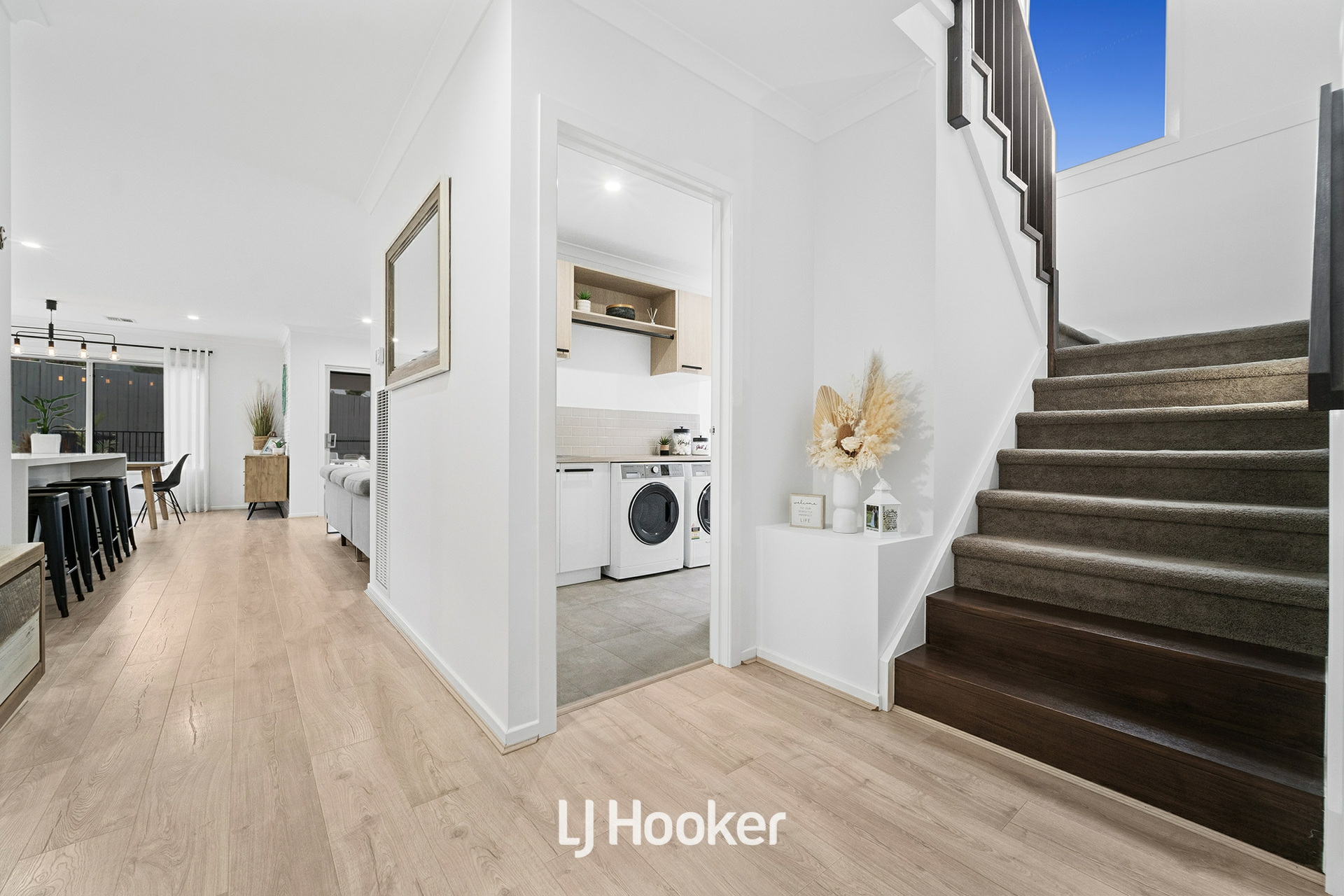 10 Scenery Drive, CLYDE NORTH