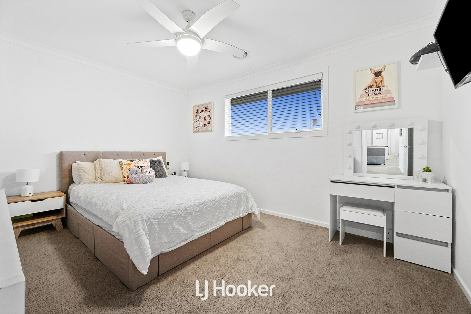 10 Scenery Drive, CLYDE NORTH