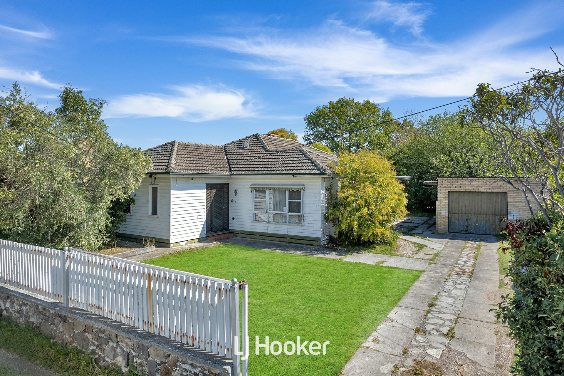 16 Vizard Street, DANDENONG