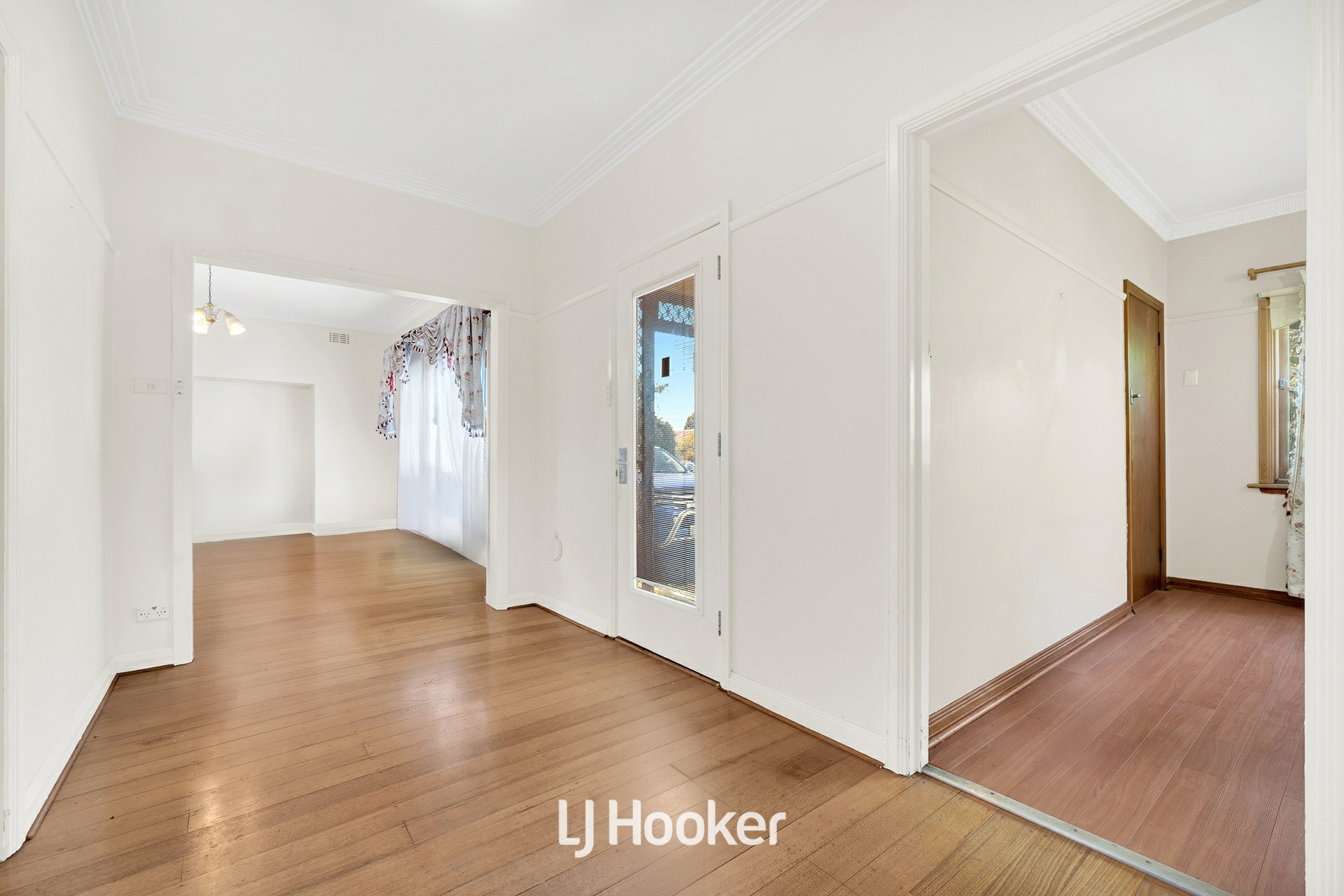 16 Vizard Street, DANDENONG