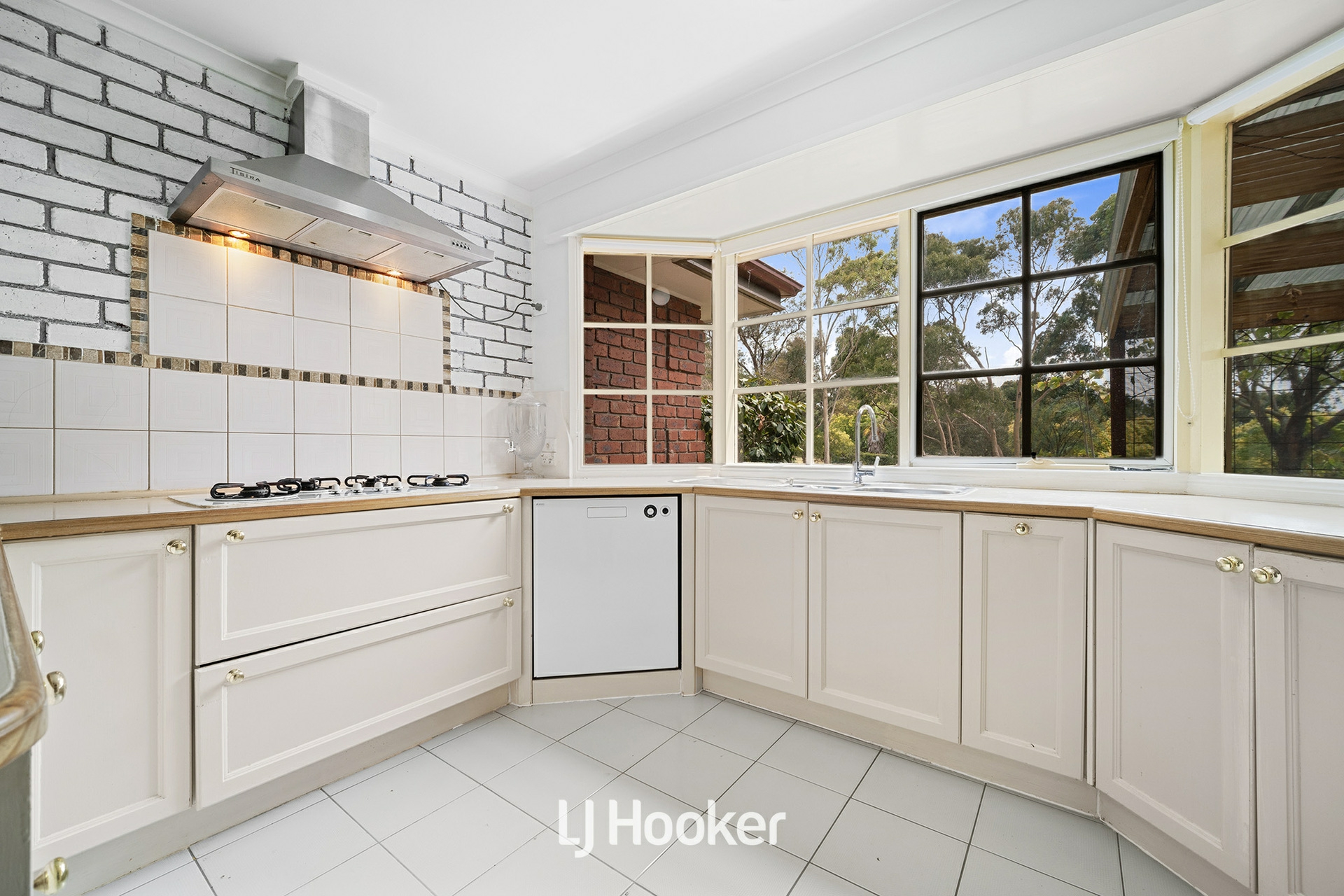 4 Kilgerron Court, NARRE WARREN SOUTH