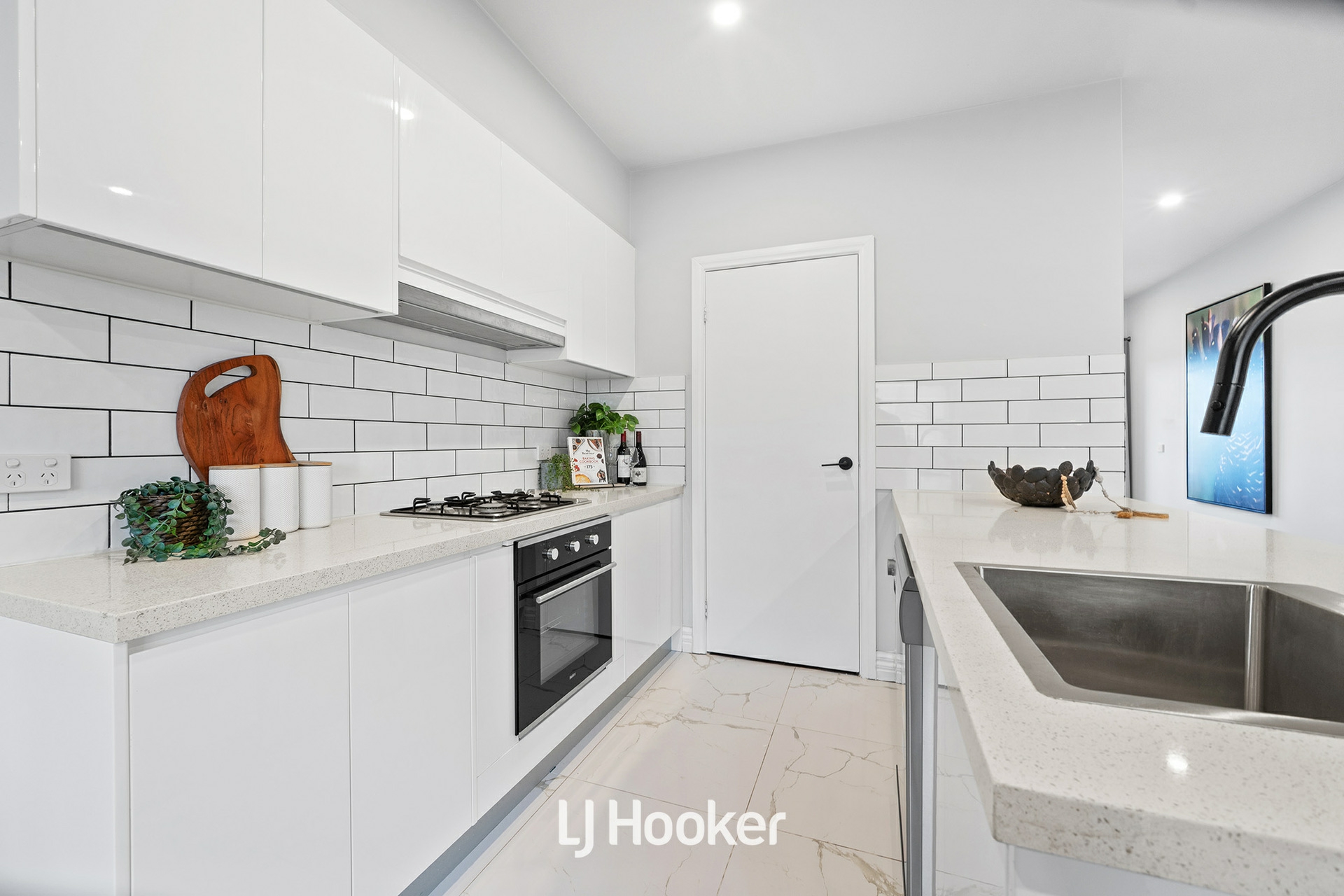 1E McLennan Street, EUMEMMERRING