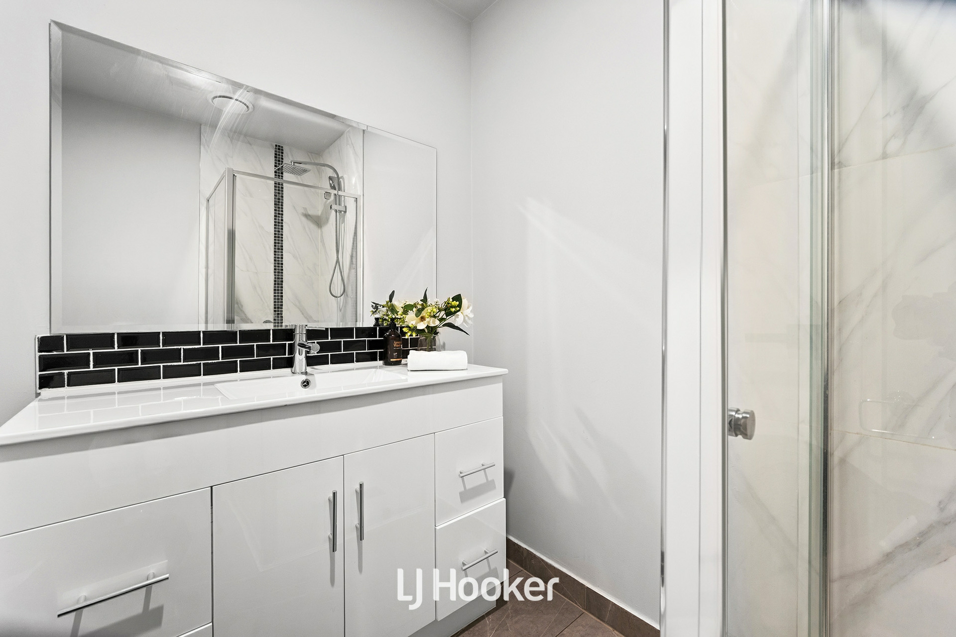 1E McLennan Street, EUMEMMERRING