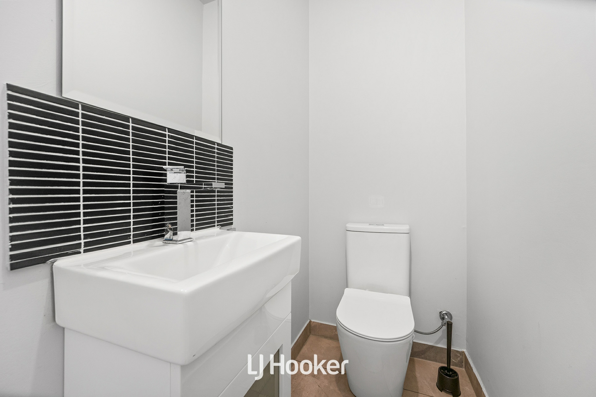 1E McLennan Street, EUMEMMERRING