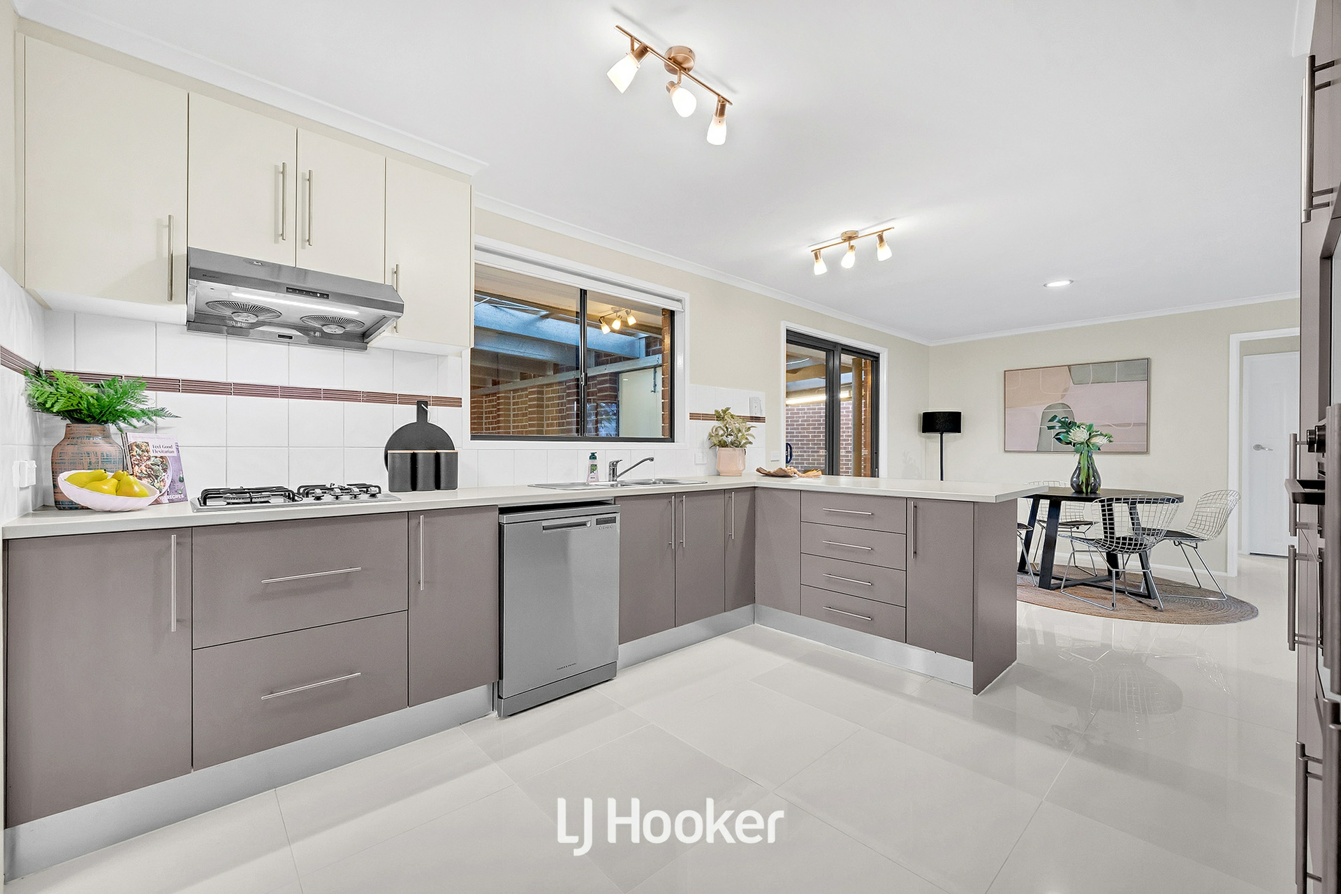 1A Rayner Close, ROWVILLE