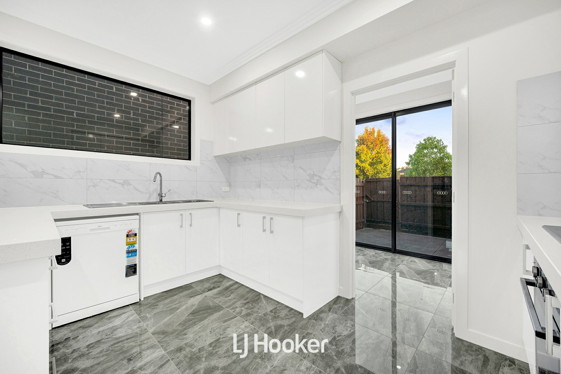 14 Eva Florence Way, NARRE WARREN SOUTH