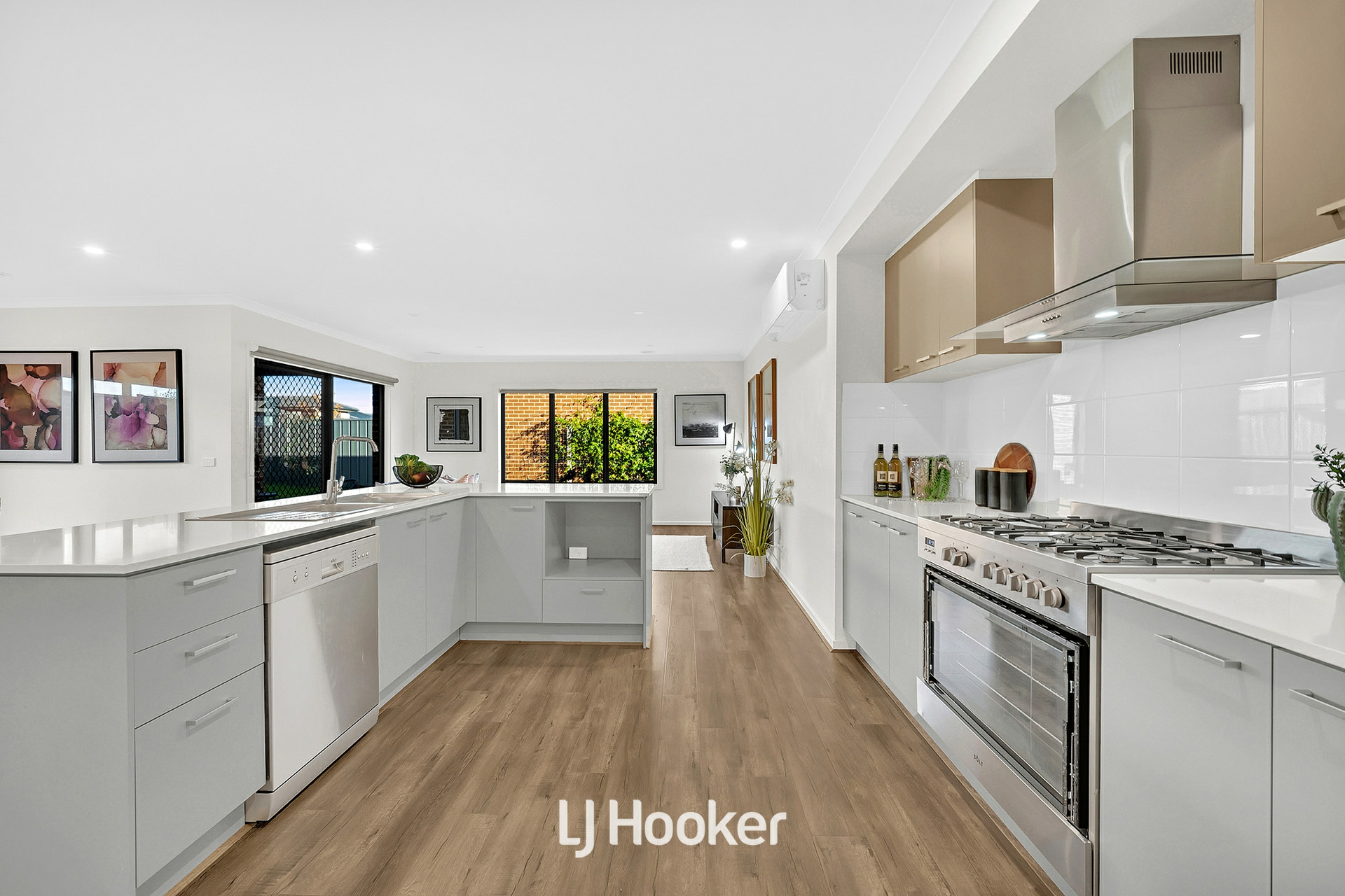 10 Palms Avenue, BERWICK