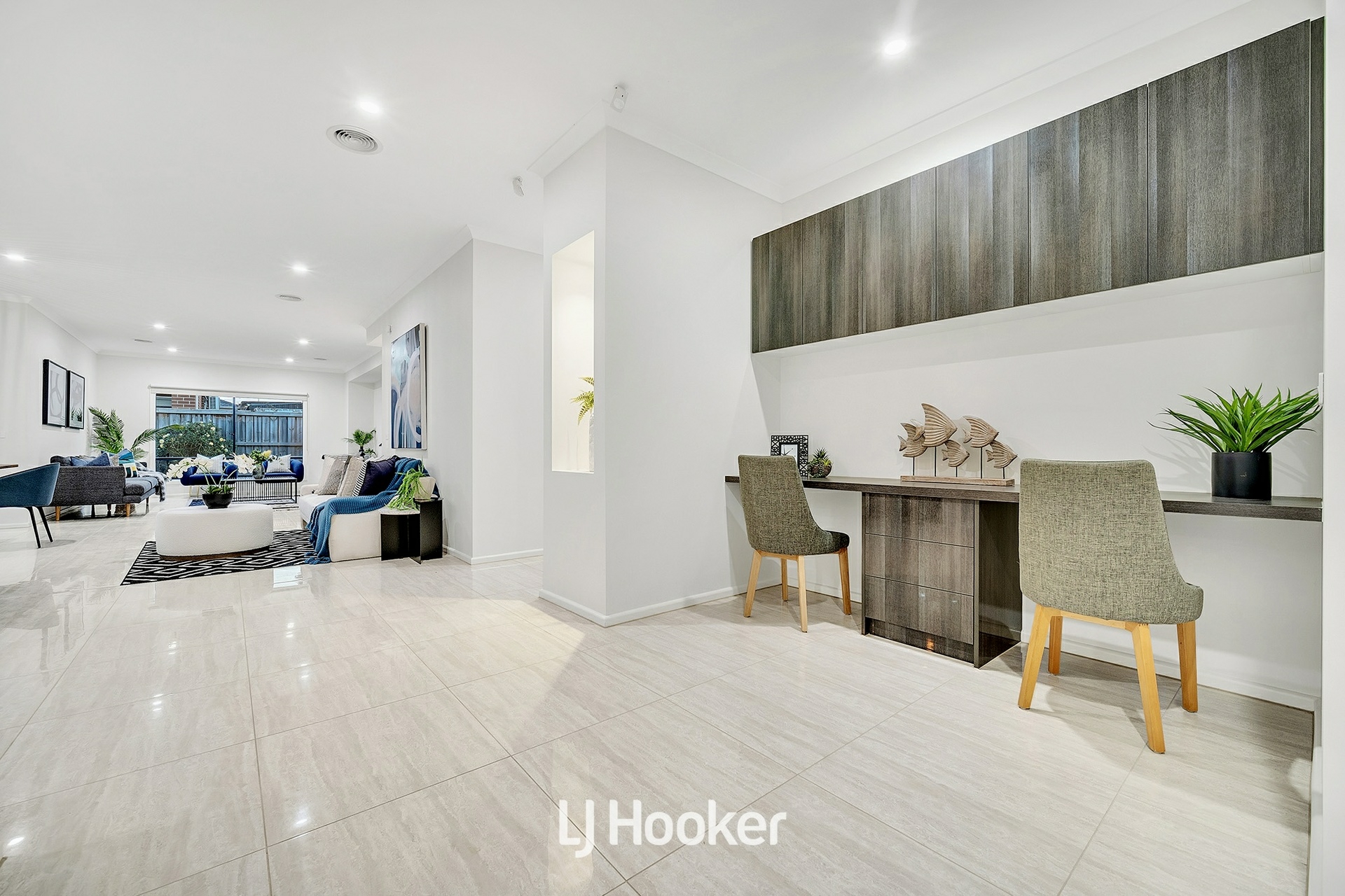 6 Bernardins Street, CLYDE NORTH