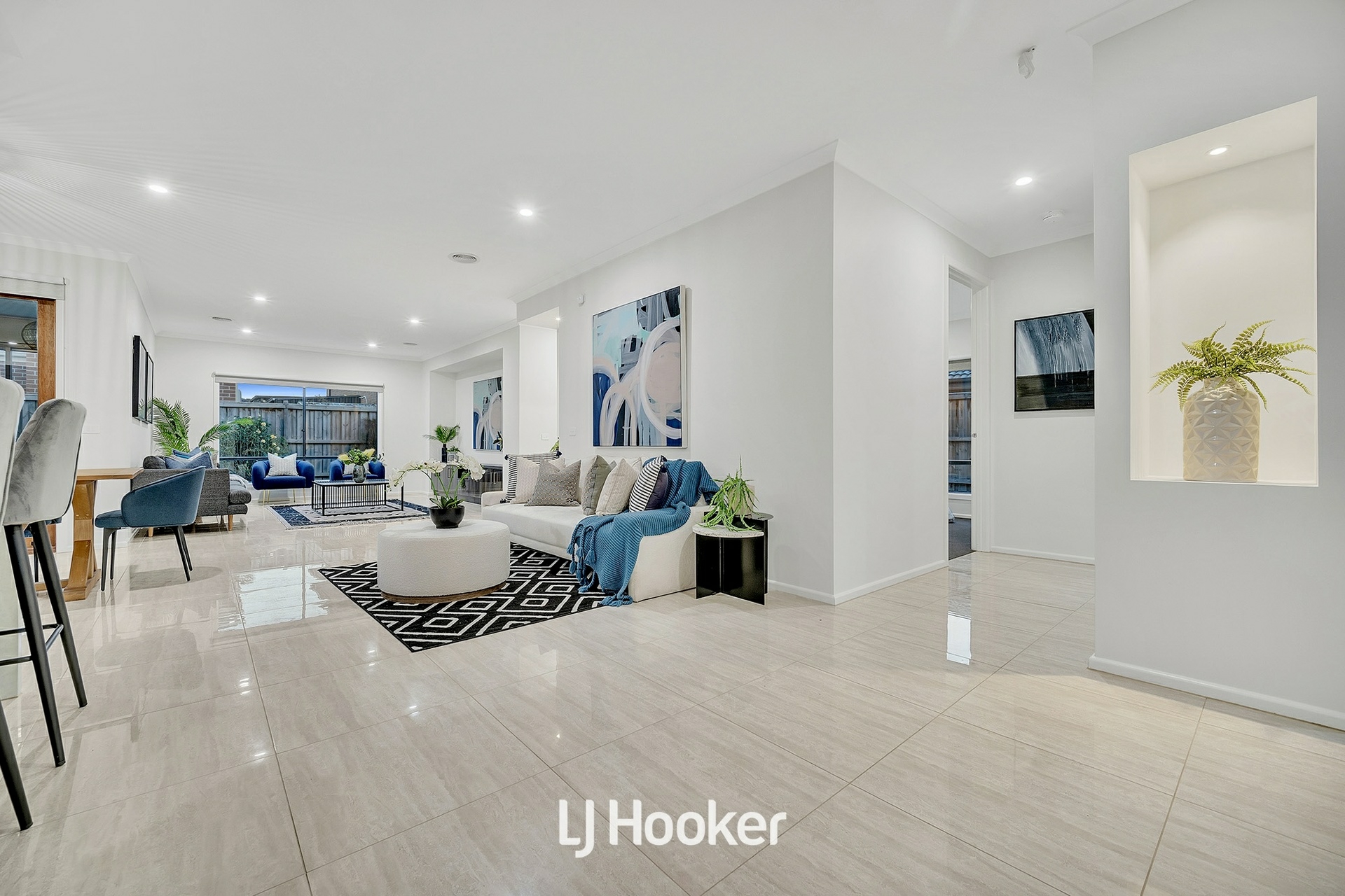 6 Bernardins Street, CLYDE NORTH