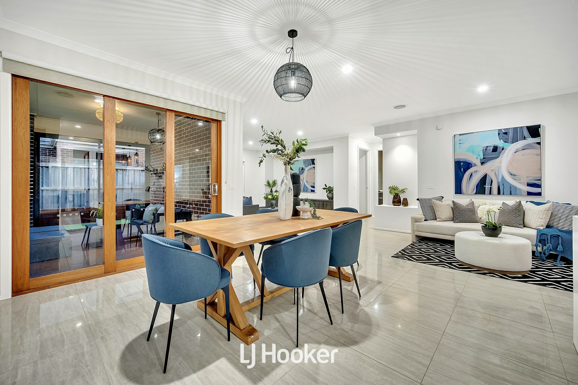 6 Bernardins Street, CLYDE NORTH