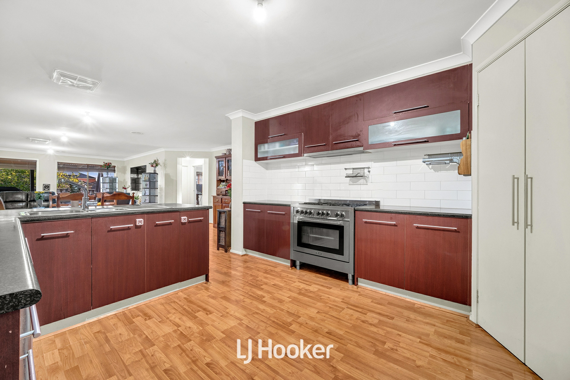 11 Fairways Boulevard, CRANBOURNE NORTH
