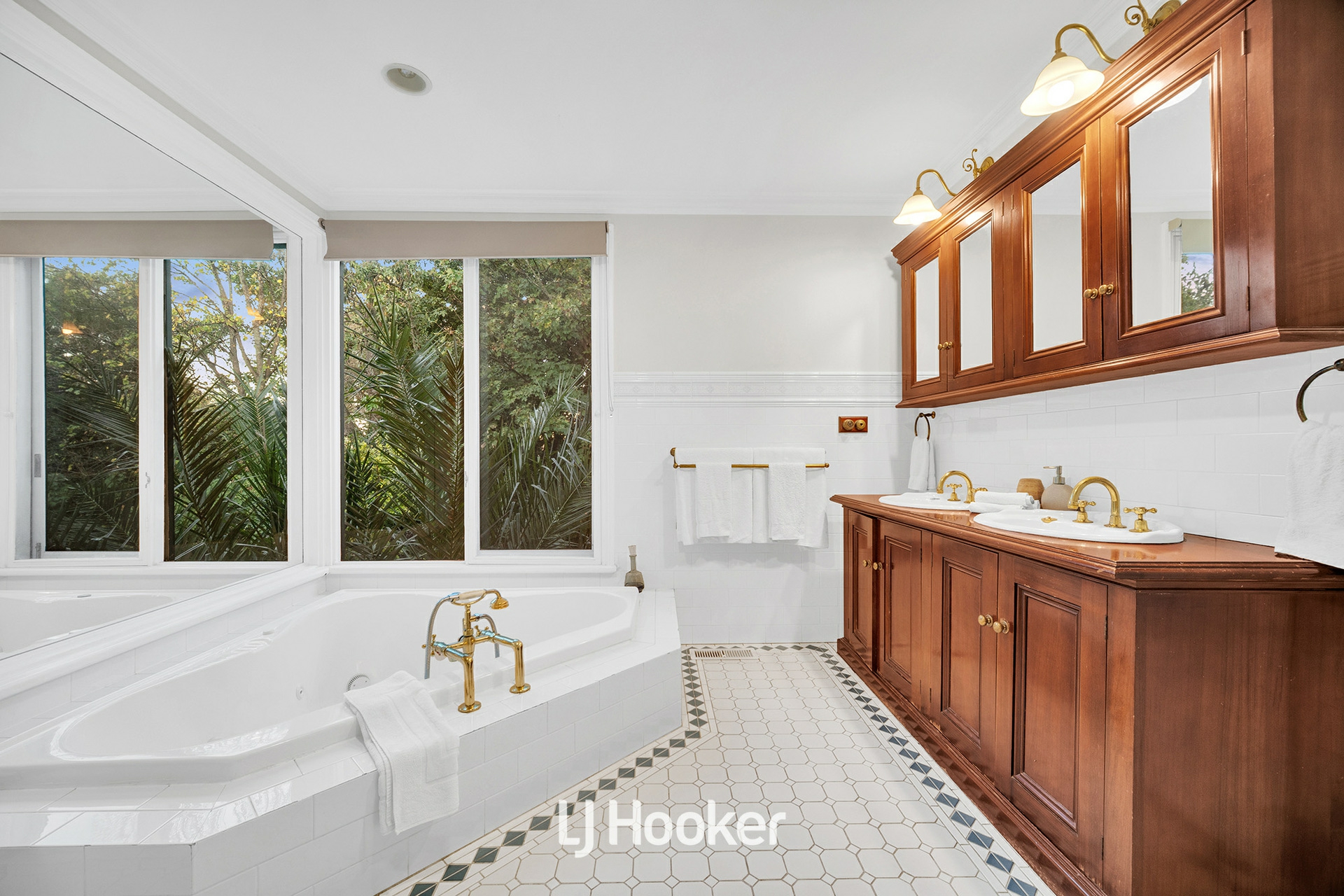 70 - 72 Beaumont Road, BERWICK
