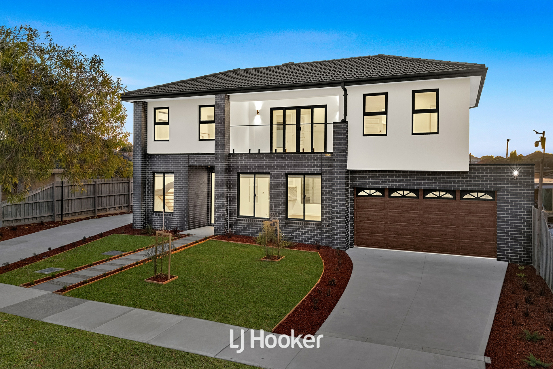 1, 2 & 3/8 Vizard Street, DANDENONG