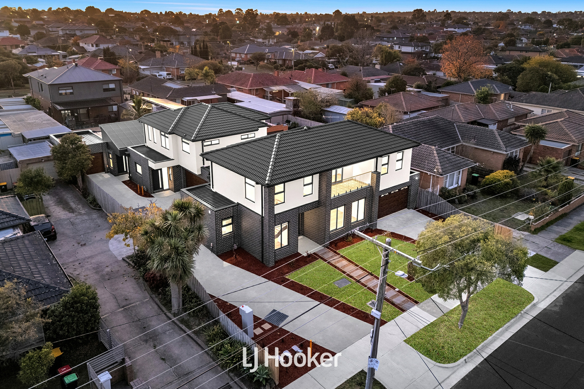 1, 2 & 3/8 Vizard Street, DANDENONG
