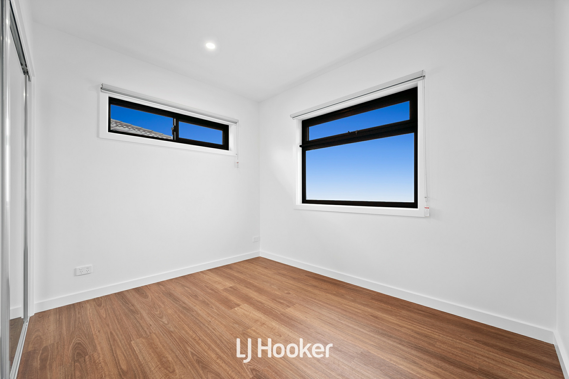 1, 2 & 3/8 Vizard Street, DANDENONG