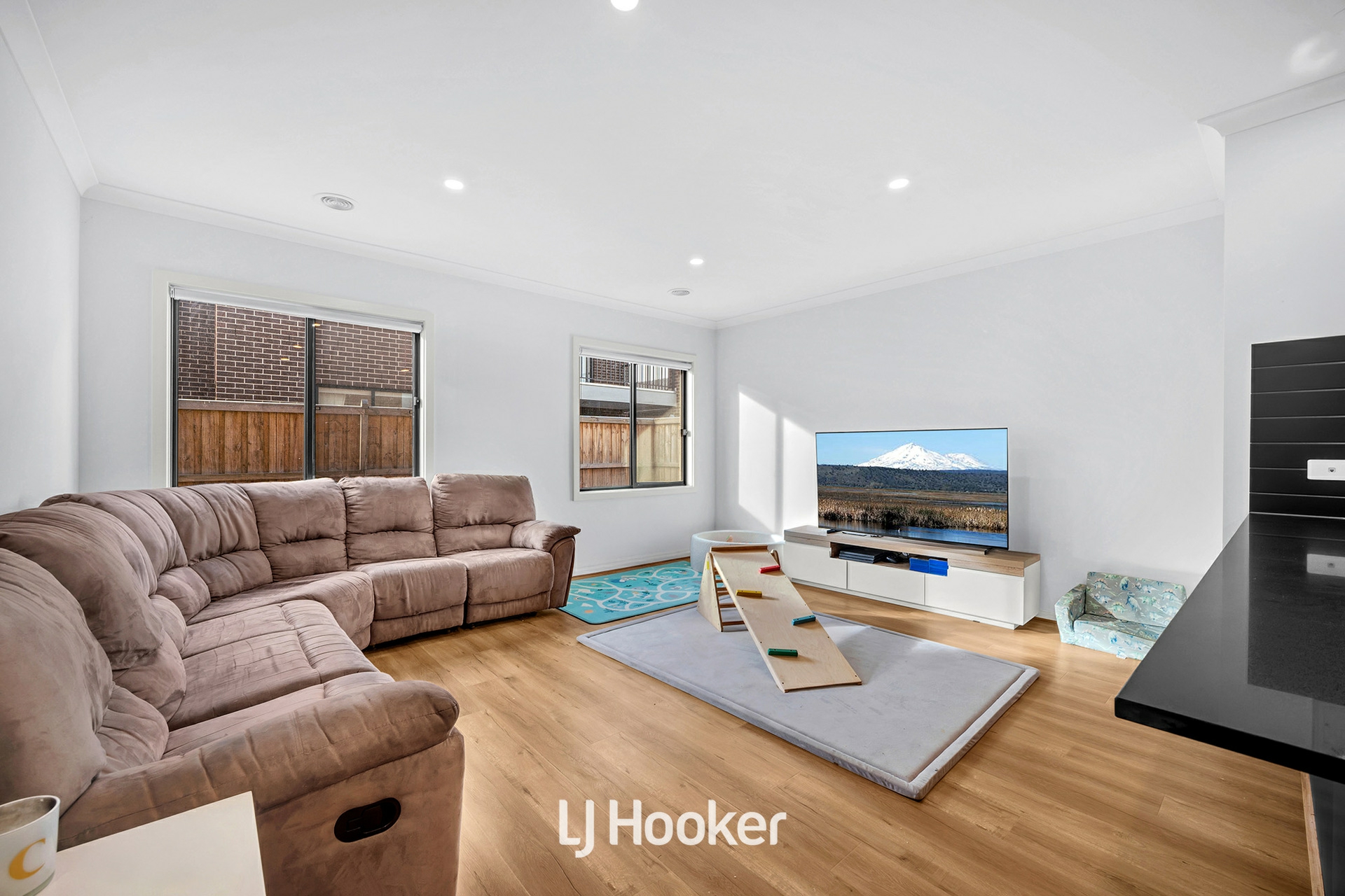 13 Bonza Circuit, CLYDE NORTH