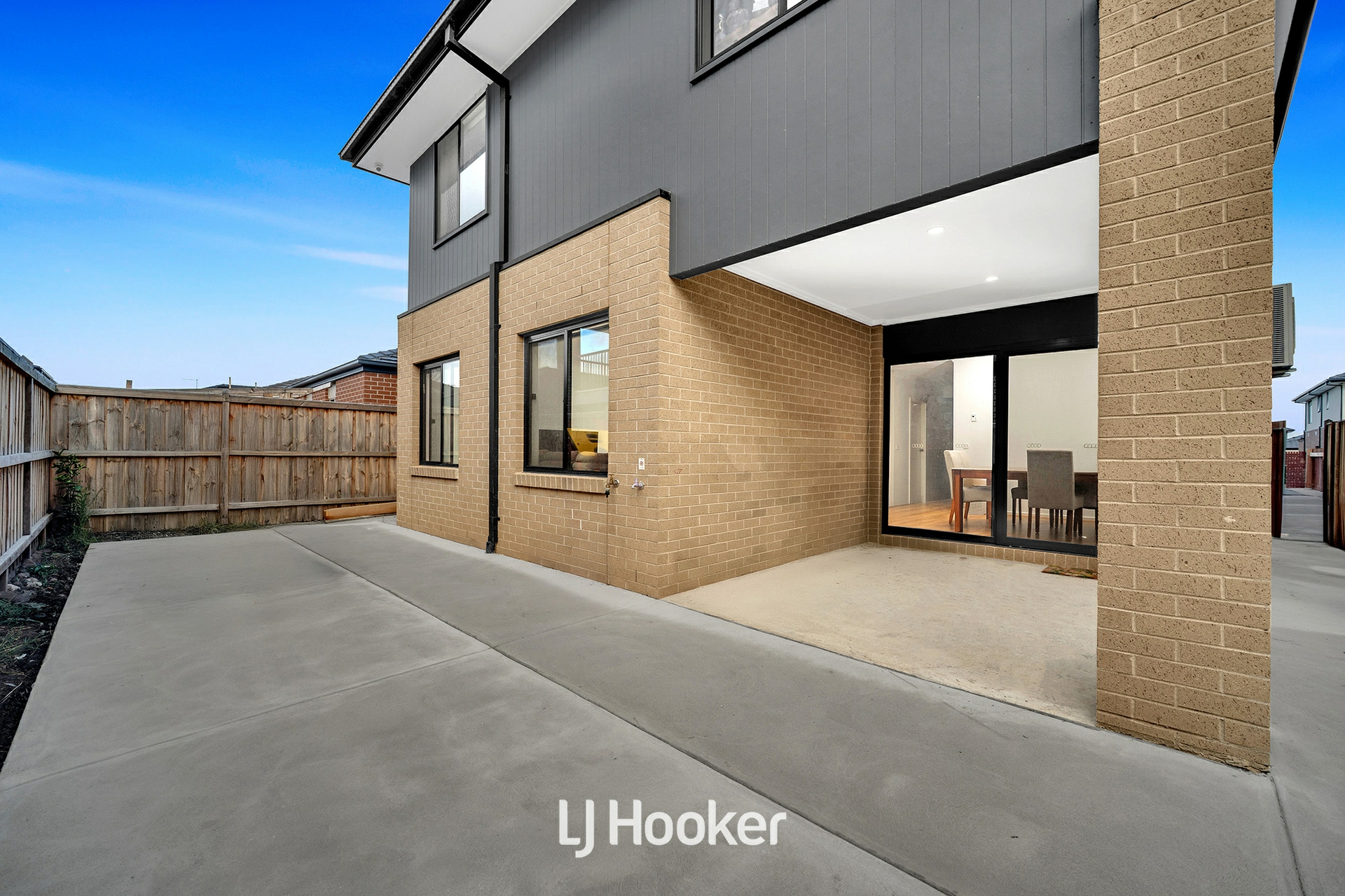 13 Bonza Circuit, CLYDE NORTH