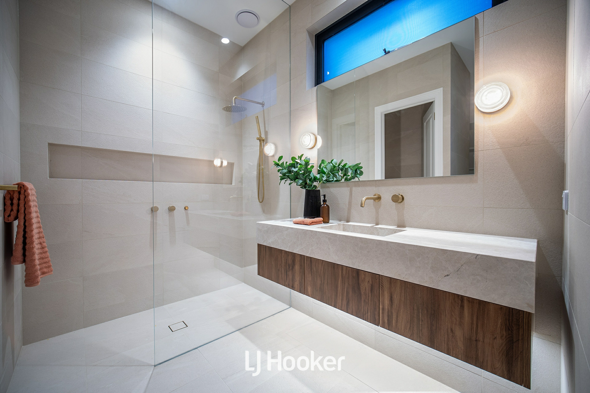 8 The Elms, NARRE WARREN