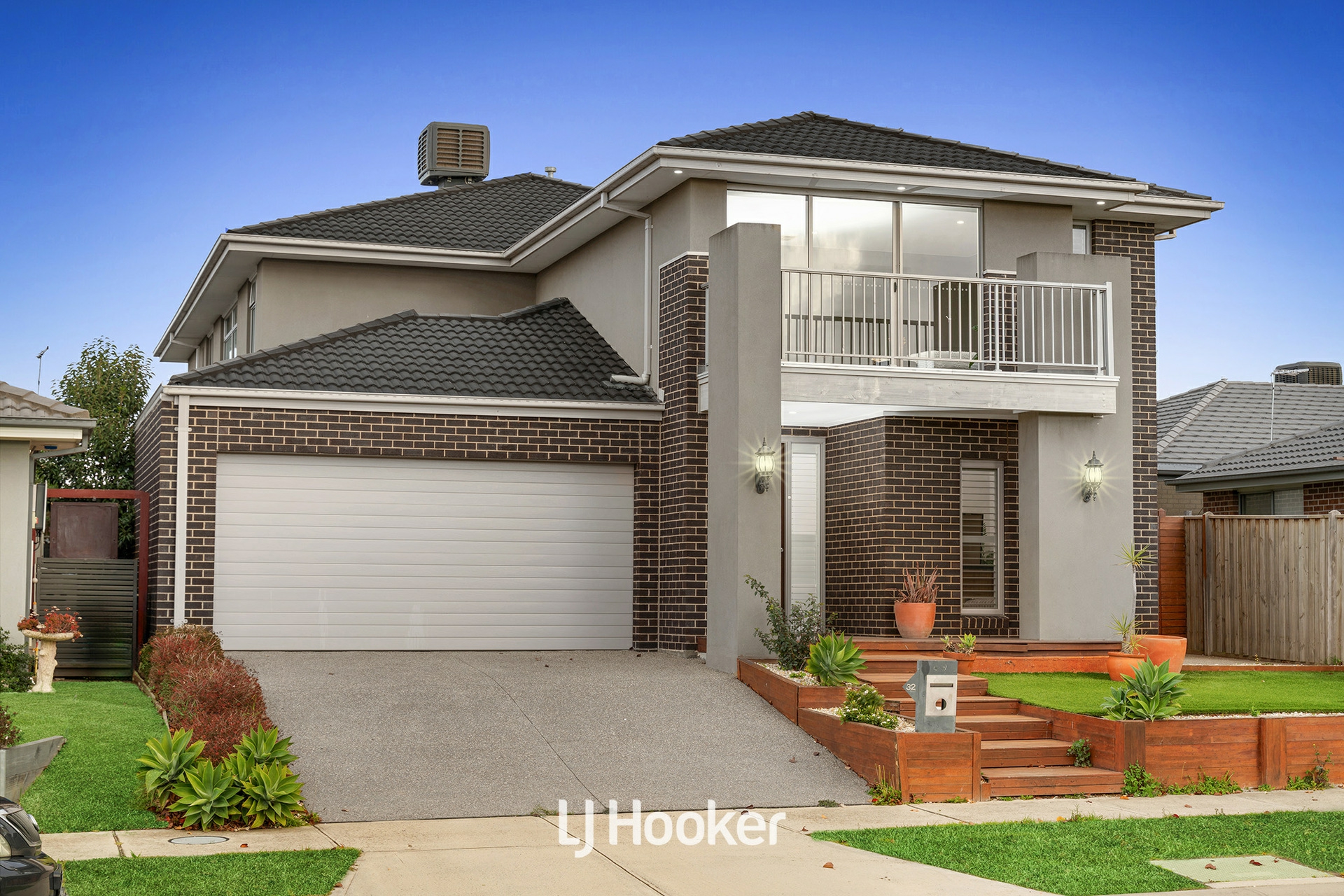 32 Rathberry Circuit, CLYDE NORTH