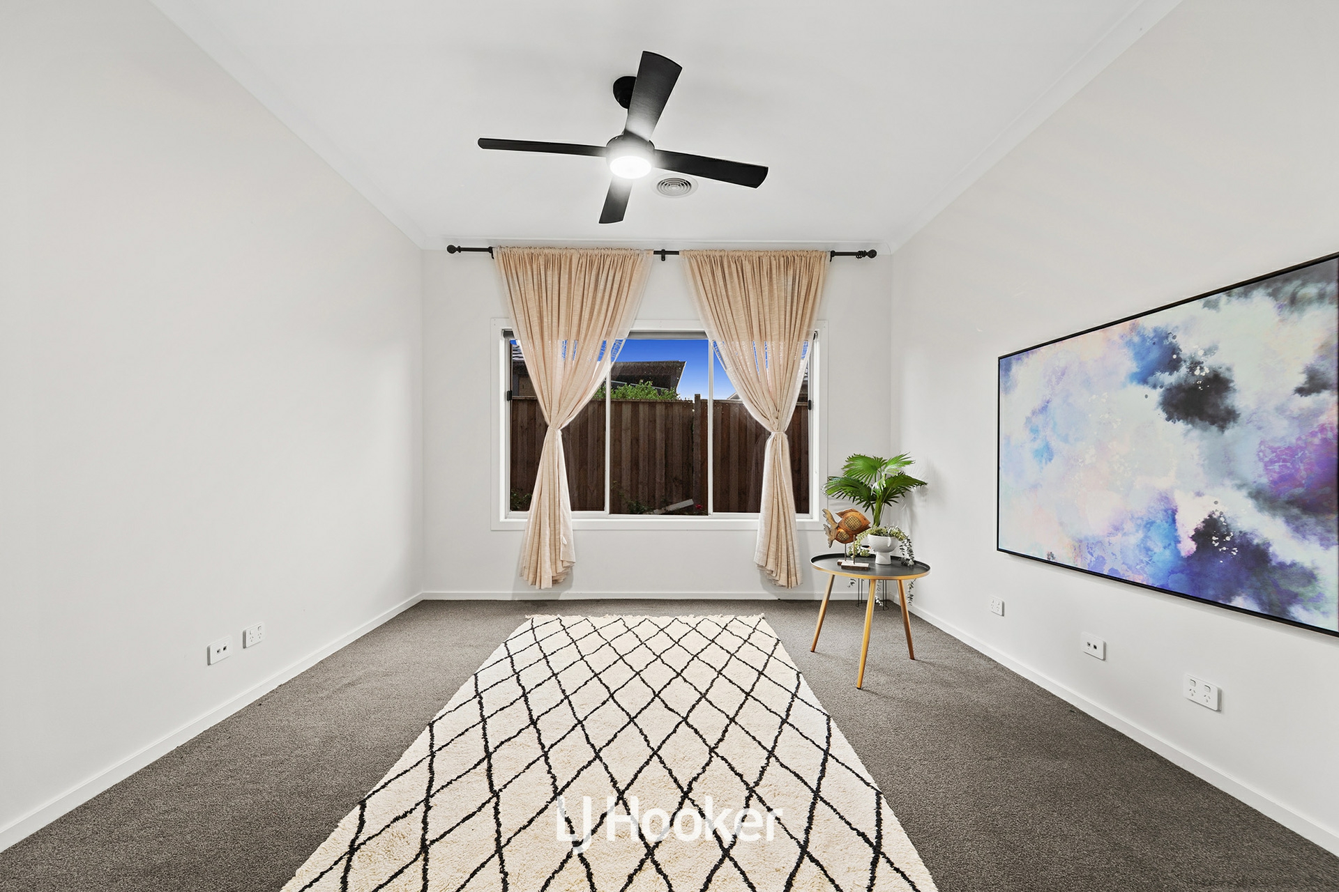 32 Rathberry Circuit, CLYDE NORTH