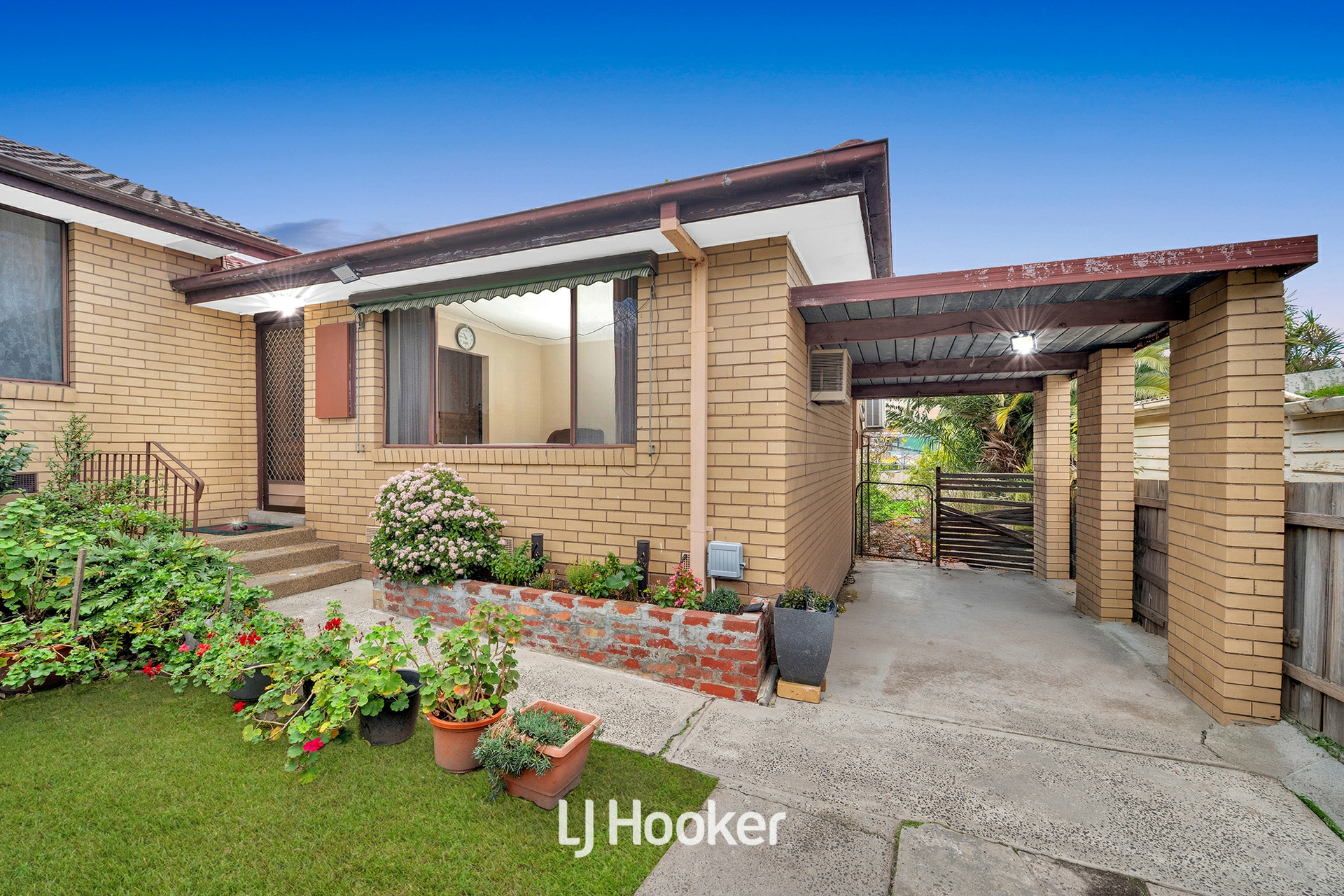 2/34 Wilma Avenue, DANDENONG