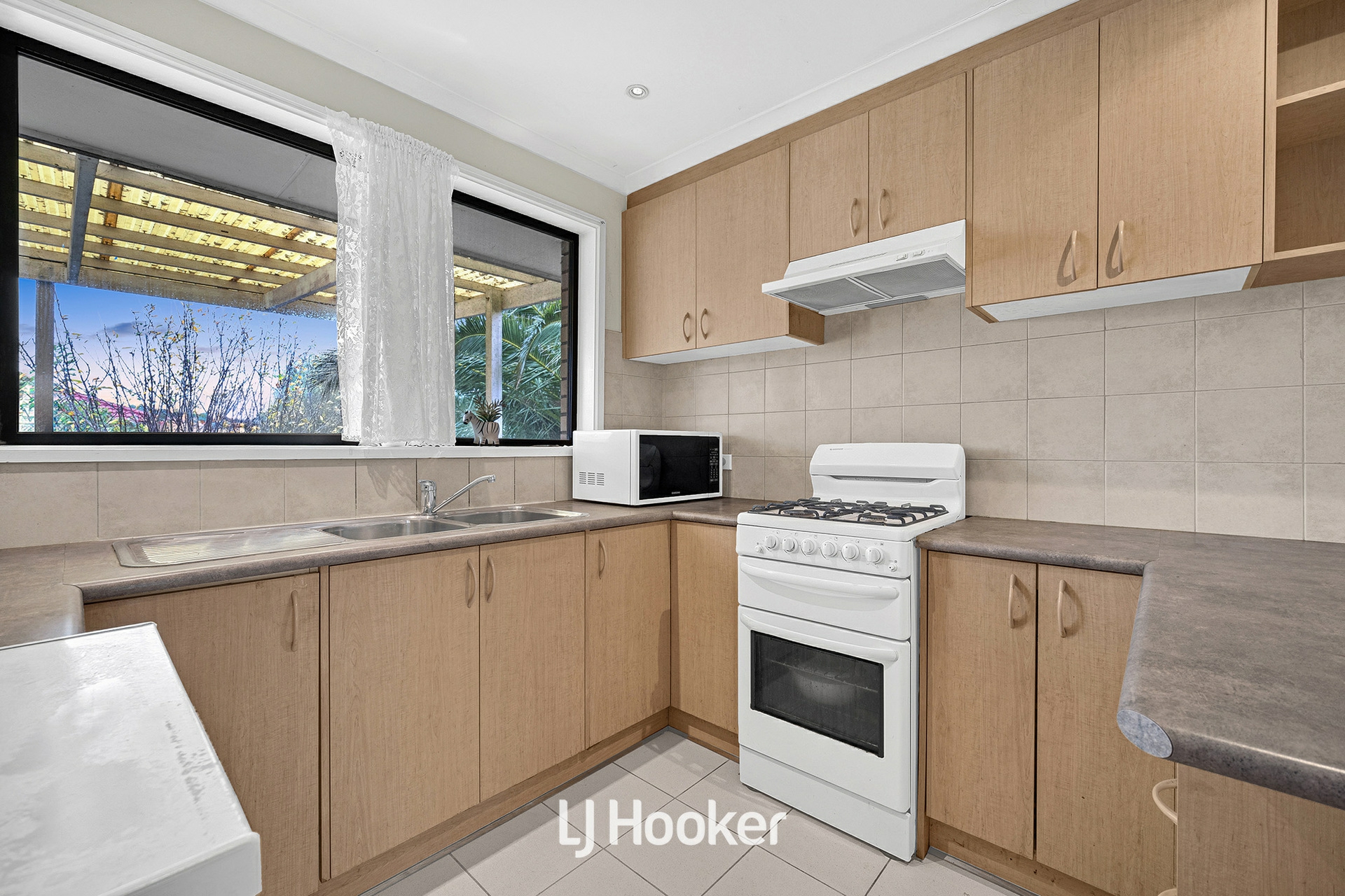 2/34 Wilma Avenue, DANDENONG