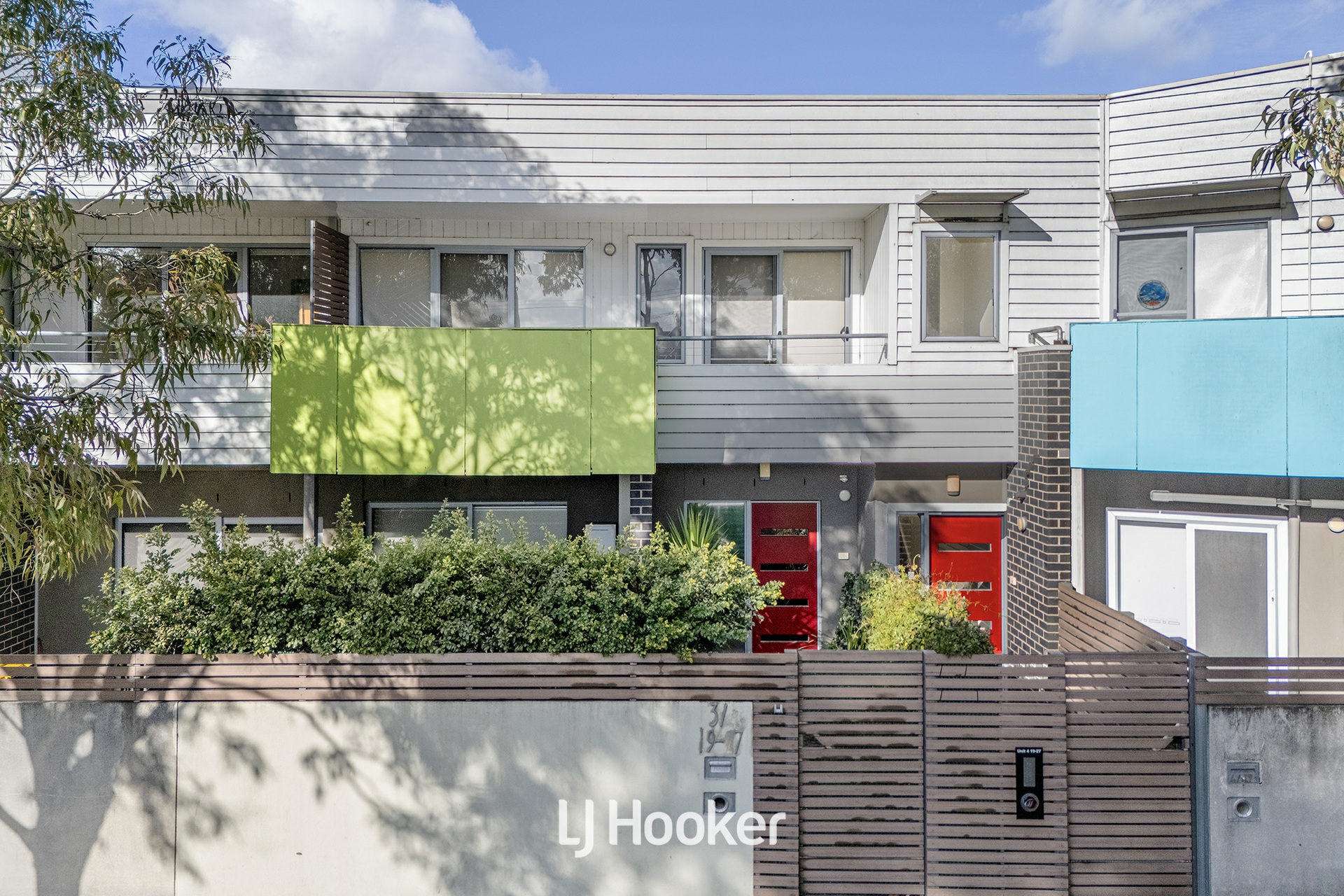 4/19 - 27 Connell Lane, DANDENONG