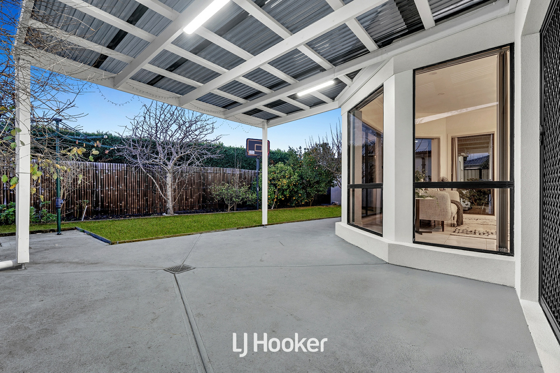 39 Kippenross Drive, NARRE WARREN SOUTH