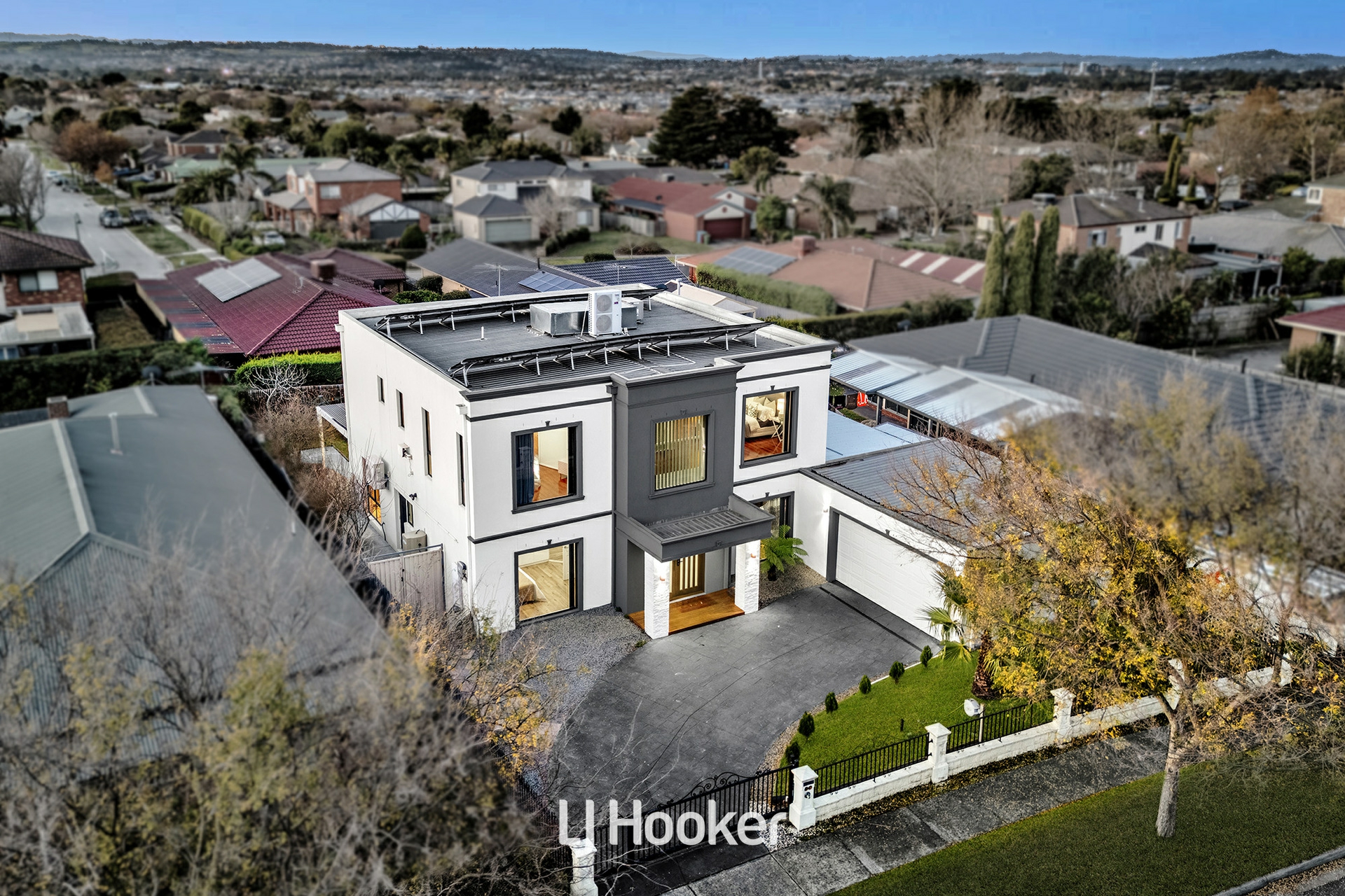 39 Kippenross Drive, NARRE WARREN SOUTH