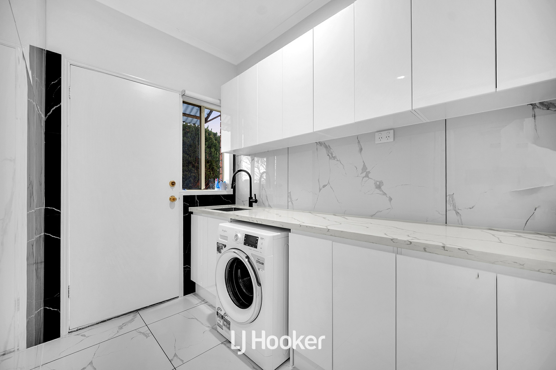 61 Fitzgerald Road, HALLAM