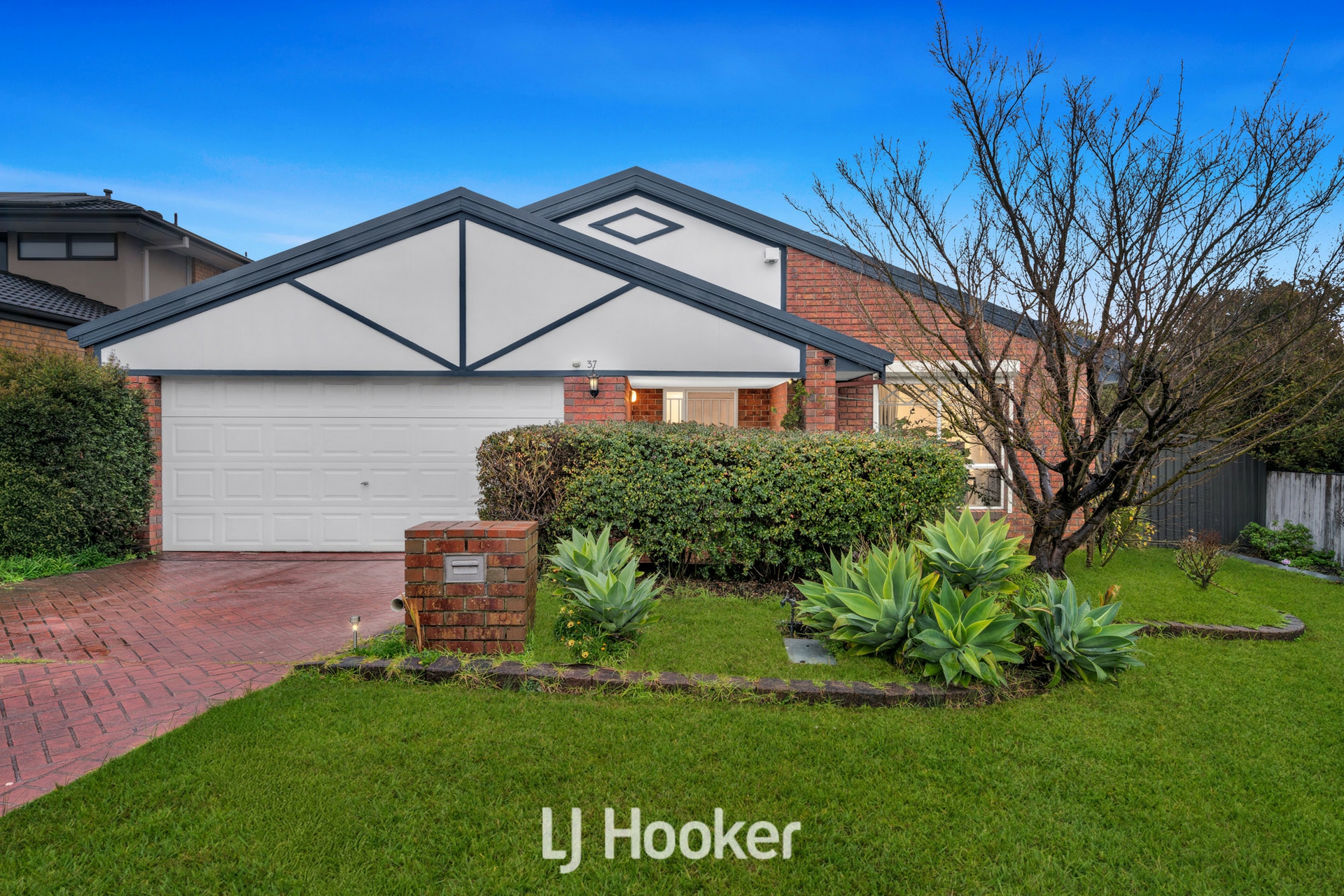 37 Lawson Way — photo from LJ Hooker Dandenong City | Berwick
