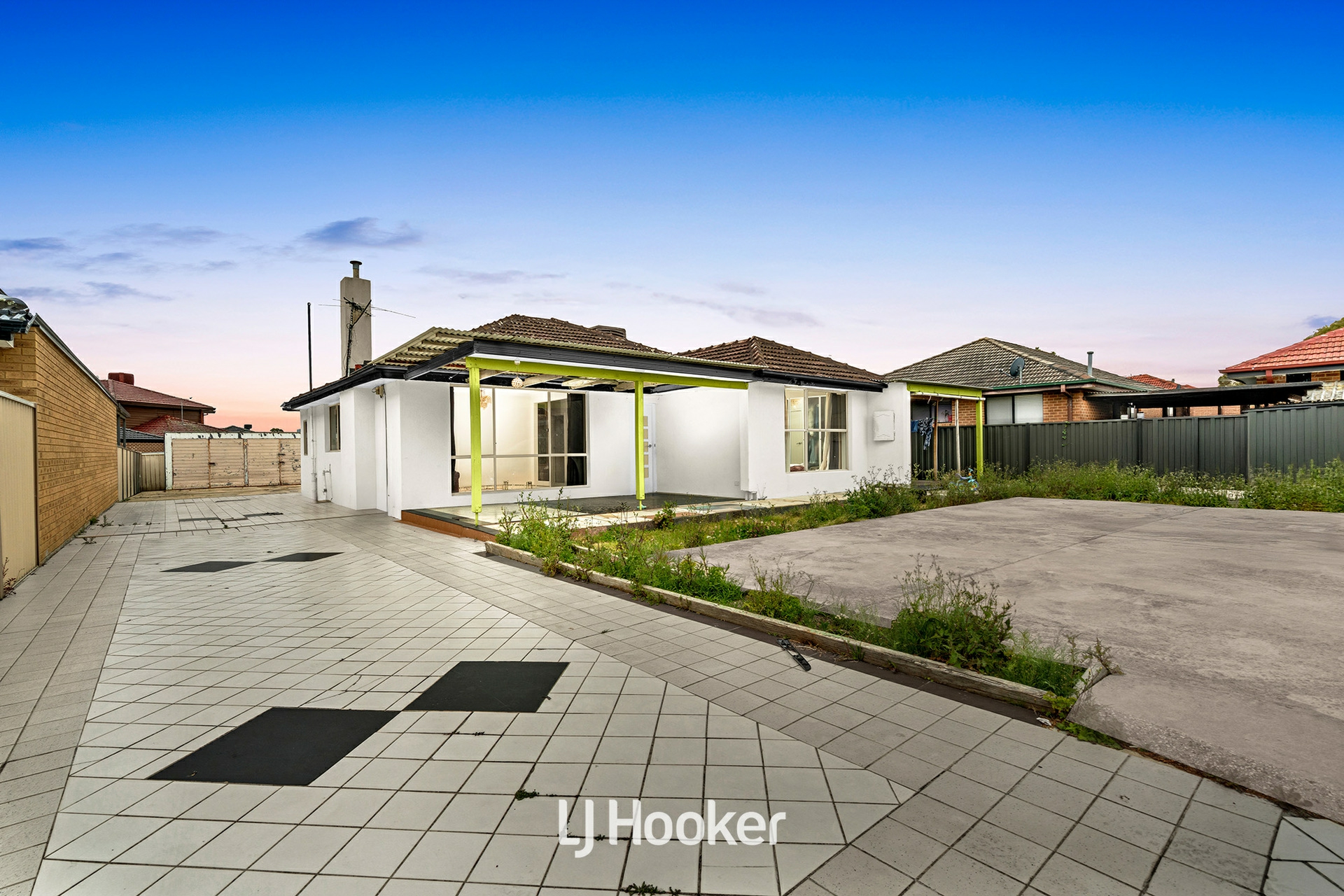 9 Fox Court — photo from LJ Hooker Dandenong City | Berwick