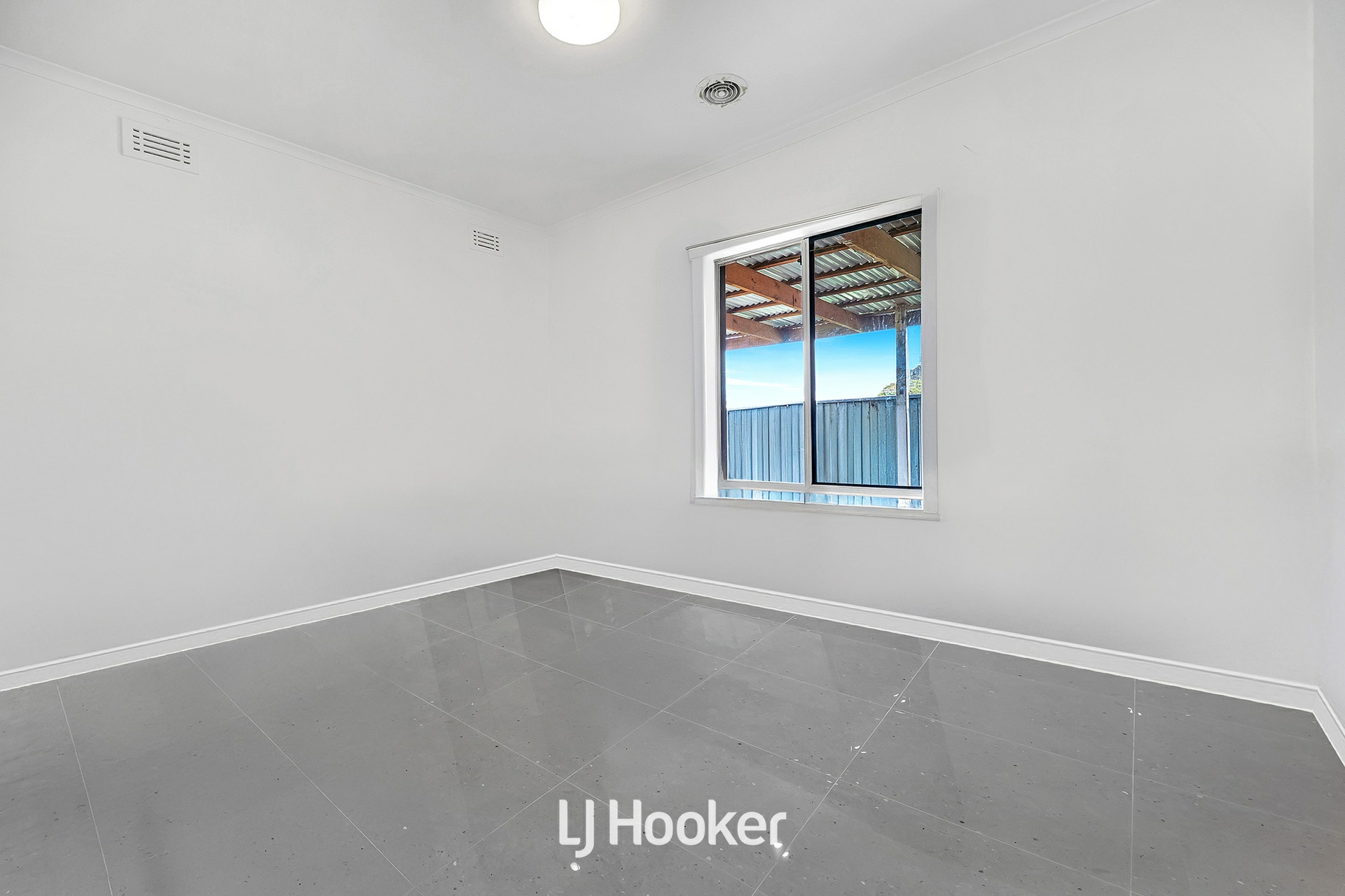 9 Fox Court — photo 8 of 22