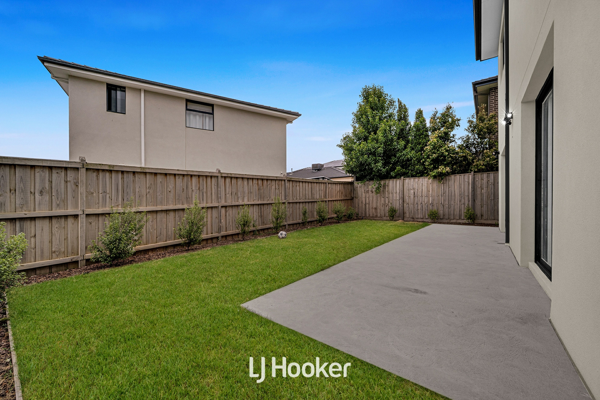 108 Newgrange Boulevard — photo 21 of 25