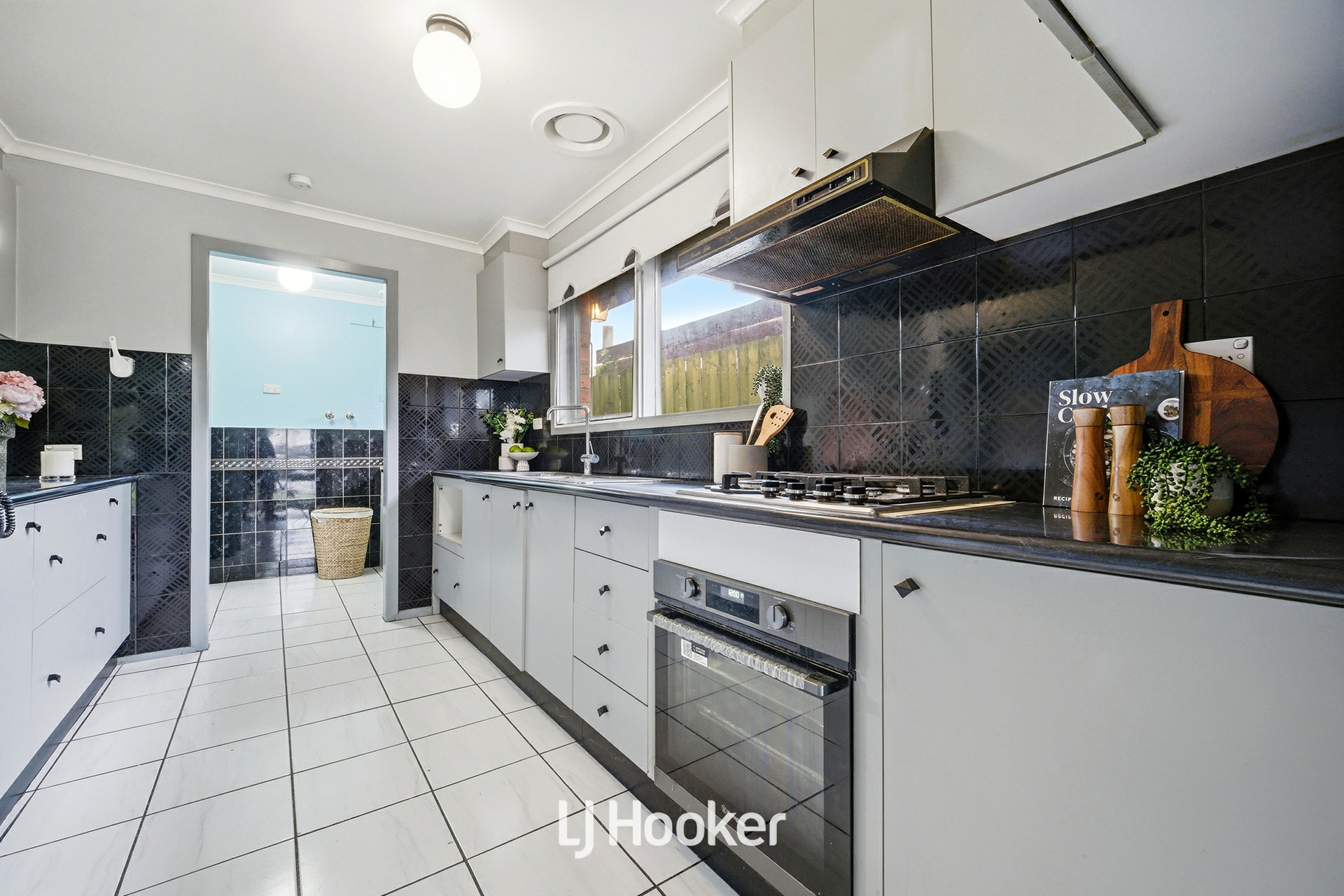 1 Wyton Court — photo 7 of 19