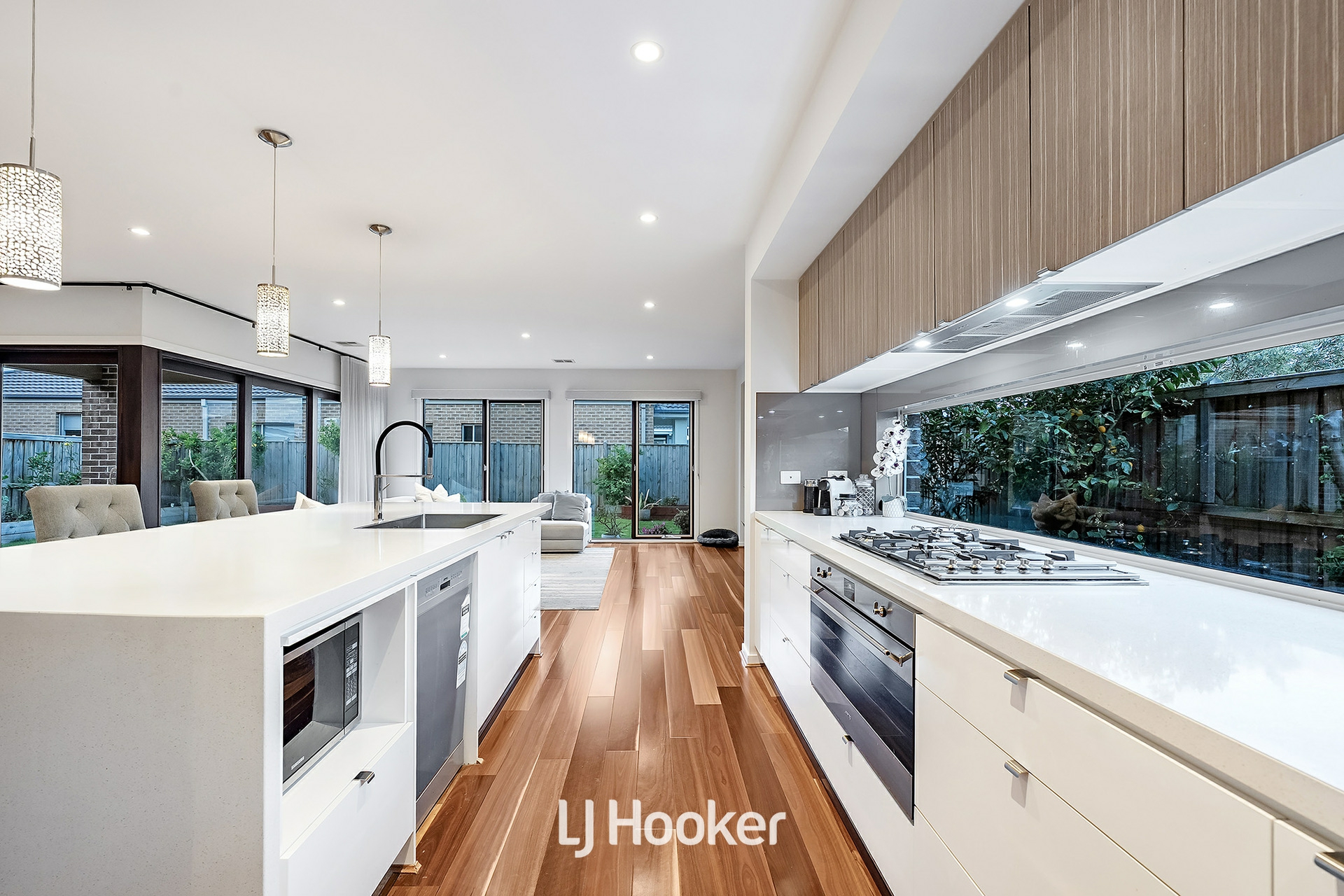 24 Lavender Road — photo 3 of 30