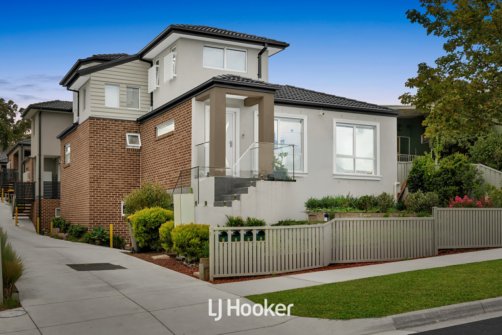 1/1 Gell Court — photo 2 of 20