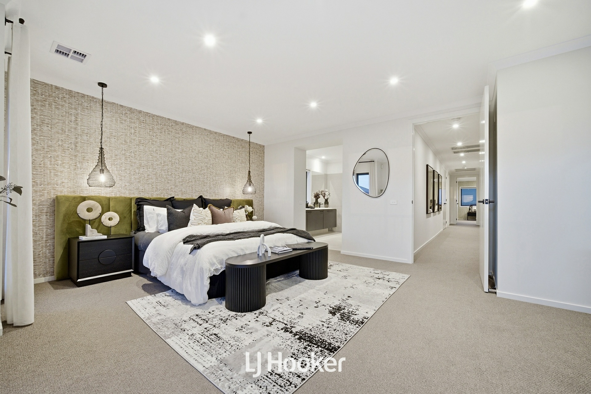 26 Zagros Street — photo 11 of 27