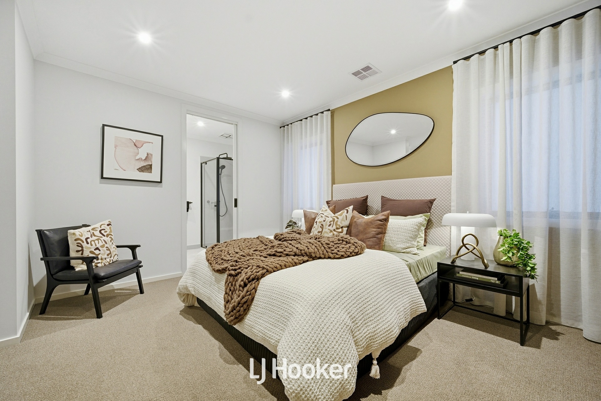 26 Zagros Street — photo 16 of 27